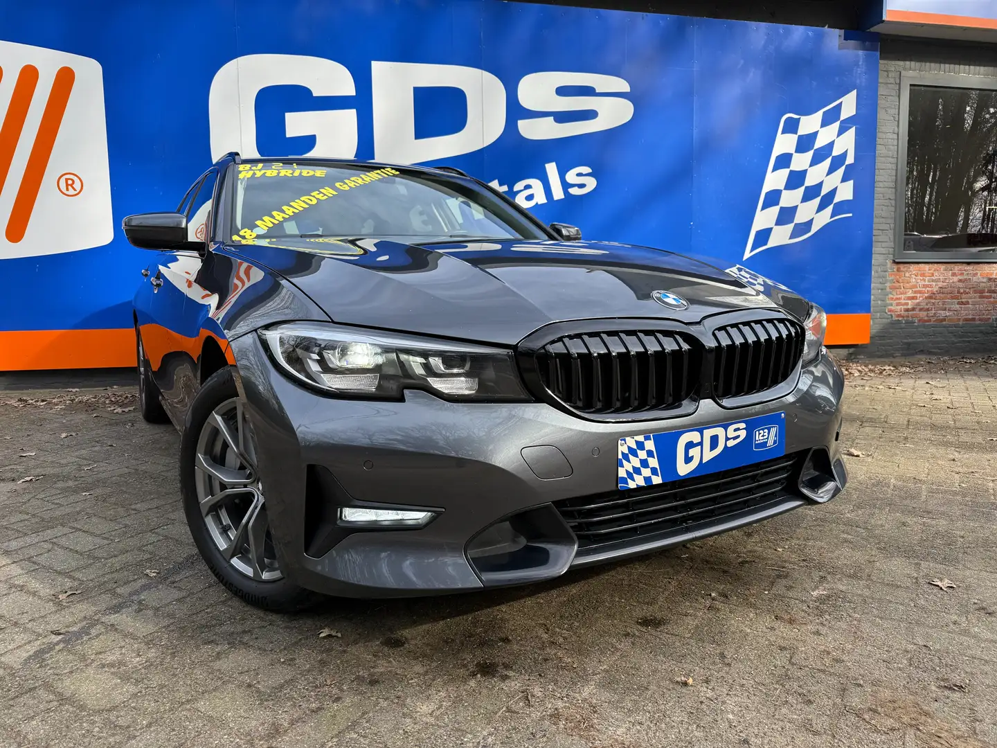 BMW 330 Touring 330e*XDRIVE*CRUISE*NAVI*SPORTLINE*SFEERVER Gris - 2