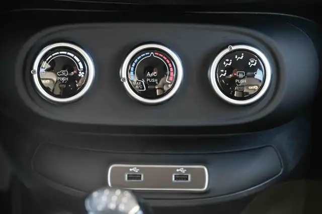 Fiat 500X view 15