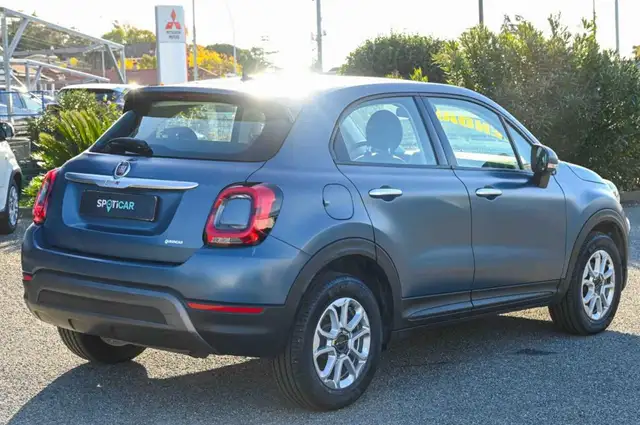 Fiat 500X view 3