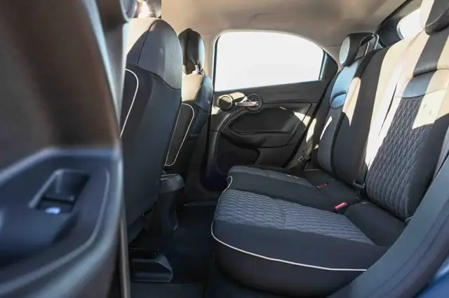 Fiat 500X view 11