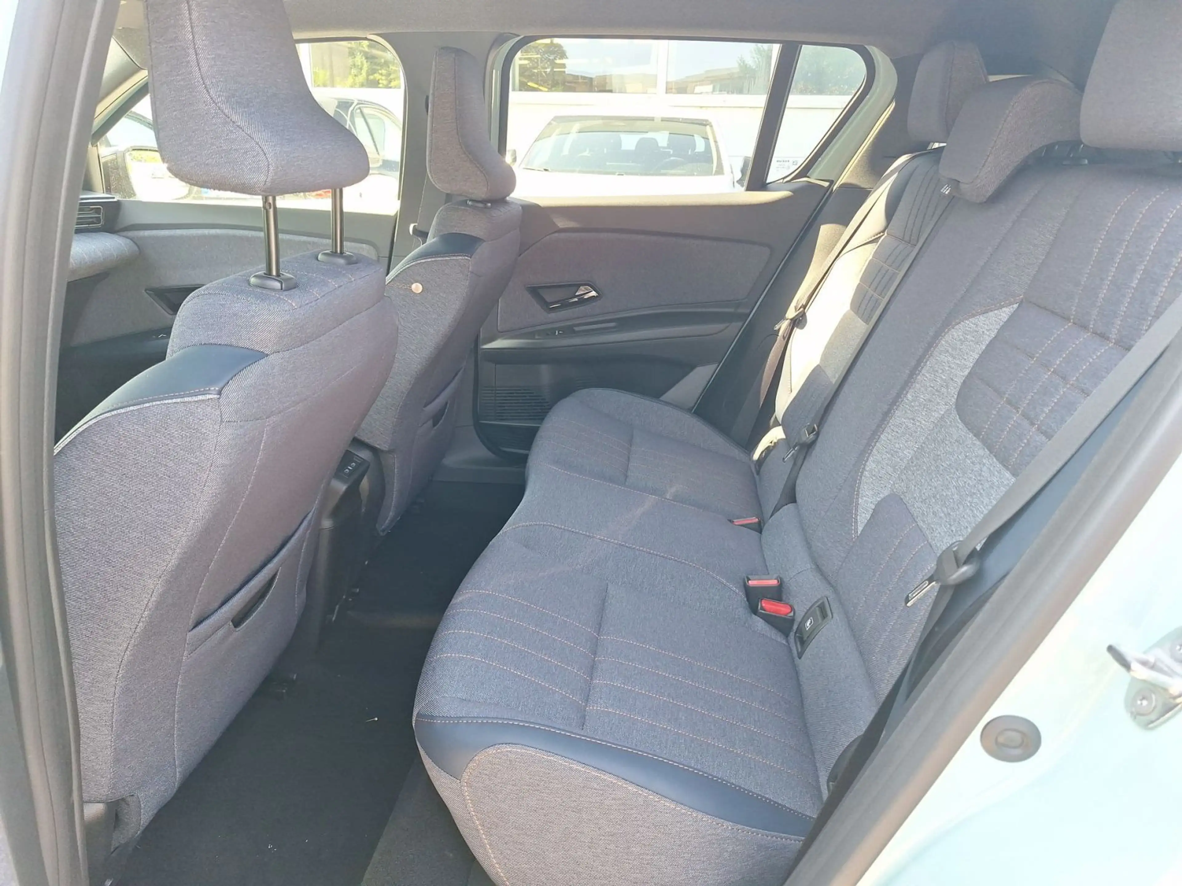 Renault R 4 4 E-Tech Electric 150 Comfort Range Techno plein — photo 13