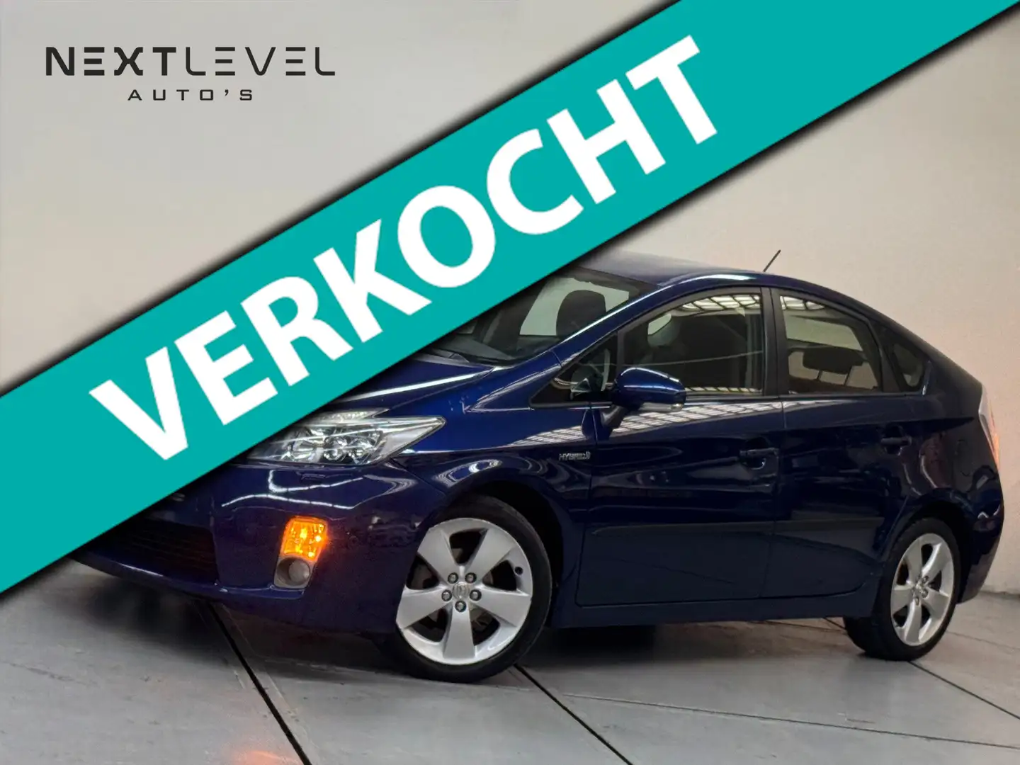 Toyota Prius 1.8 Dynamic Camera Trekhaak Cruise Navigatie Blau - 1