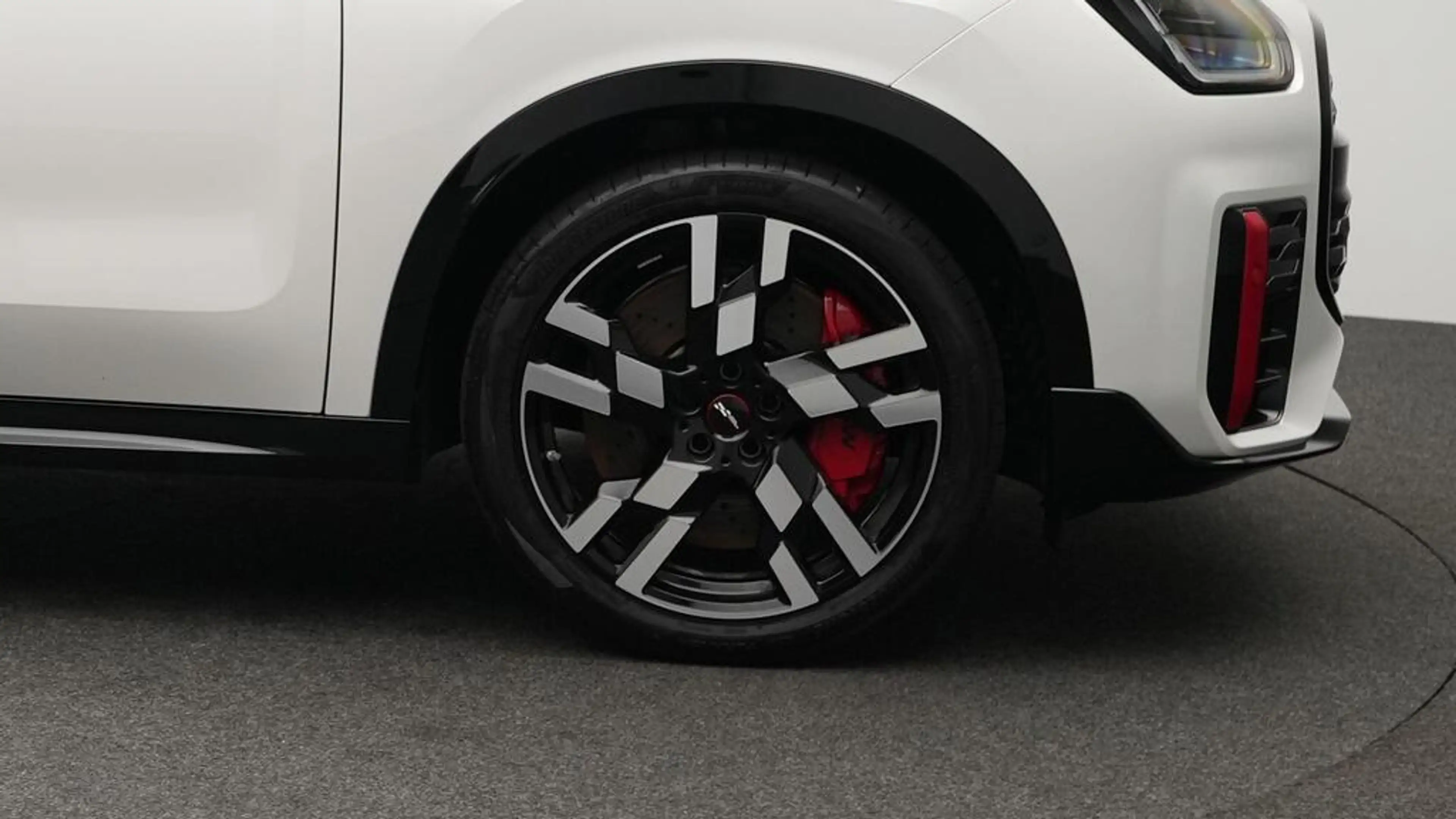 MINI JCW Countryman All4 John Cooper Works Trim — photo 12