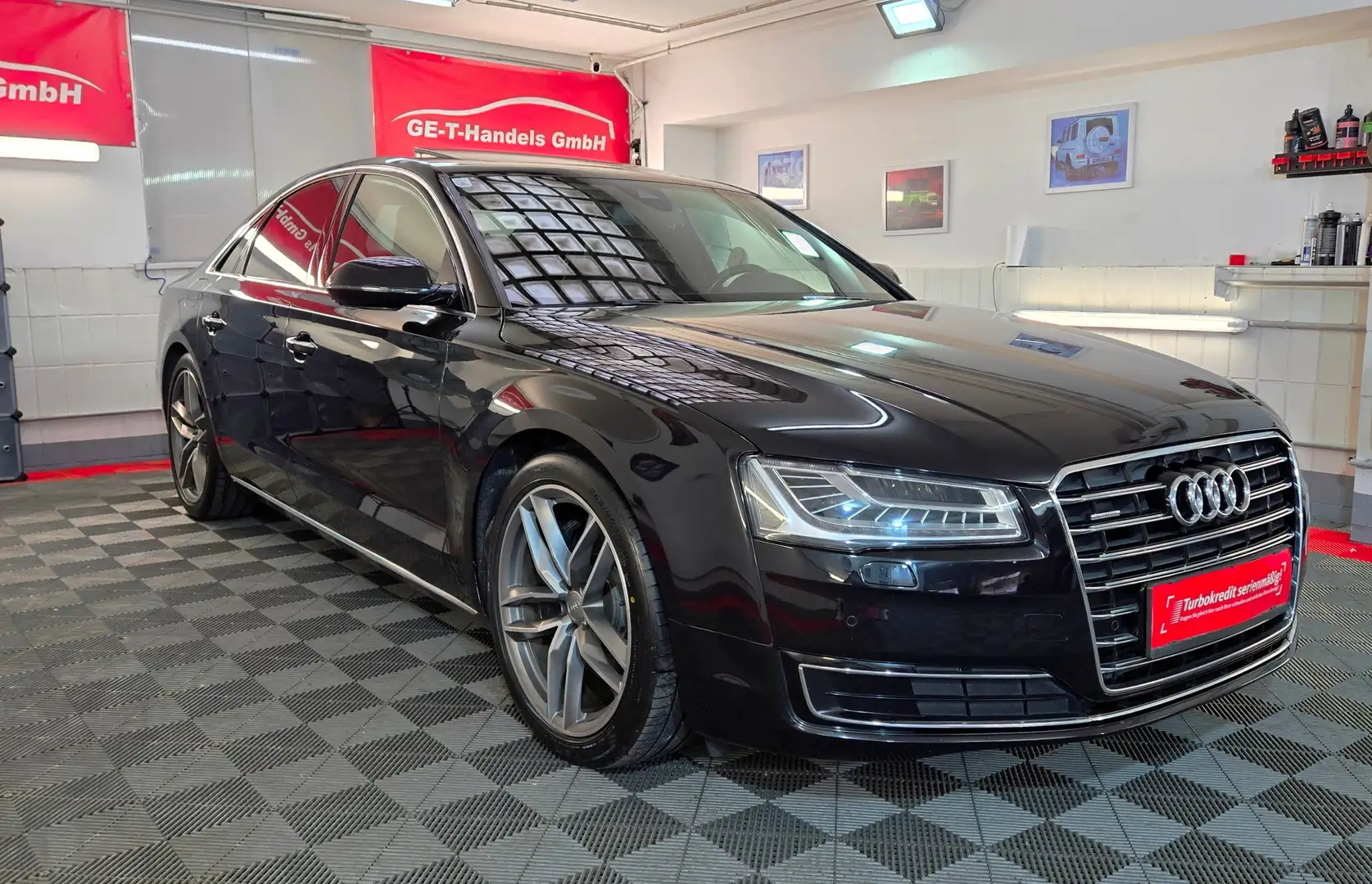 Audi A8 3.0 TDI Quattro Matrix-LED Bank&Olufsen Voll Schwarz - 2