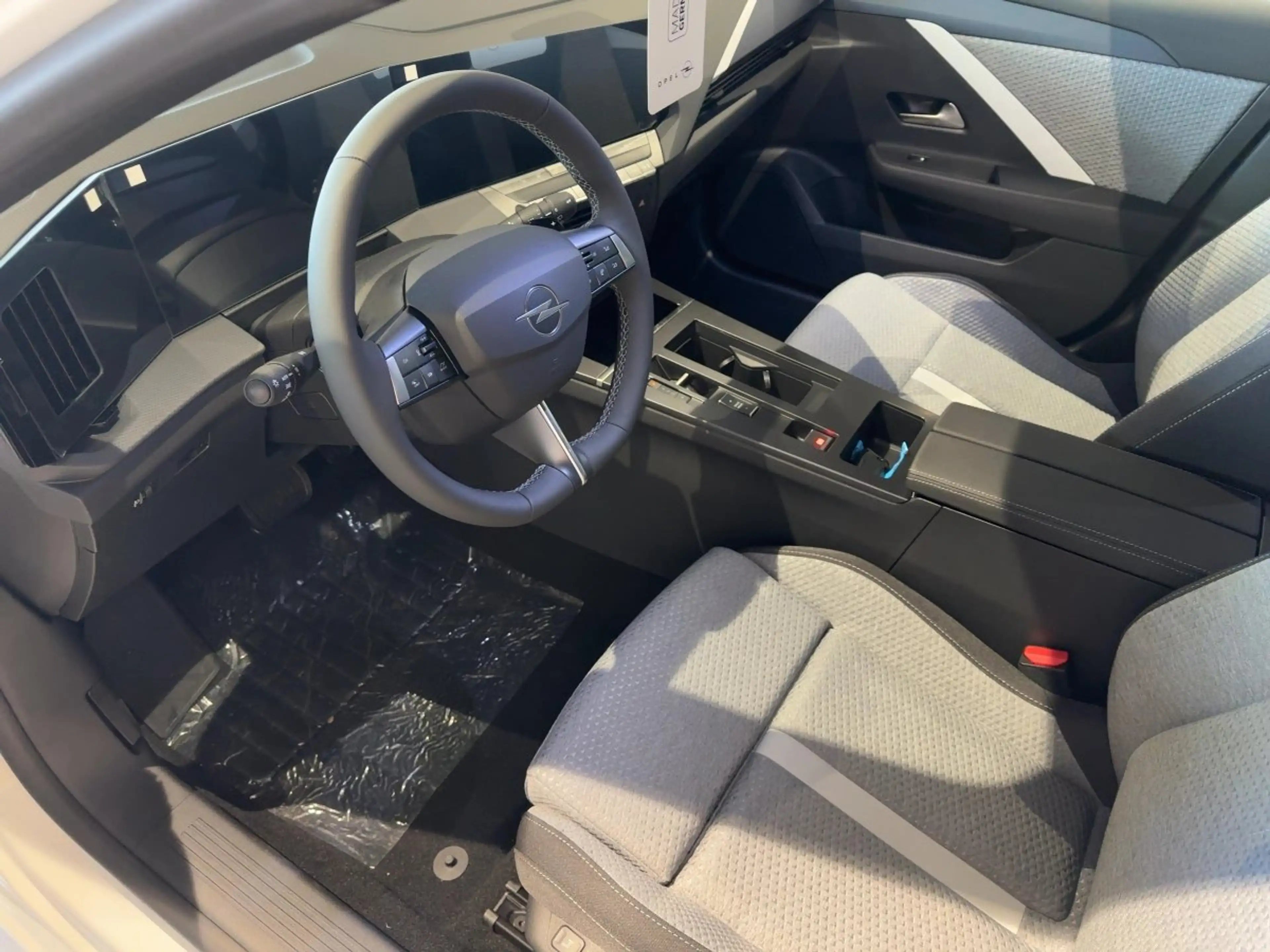 Opel Astra Sports Tourer Edition. 1.5 Diesel CAM LED — photo 7