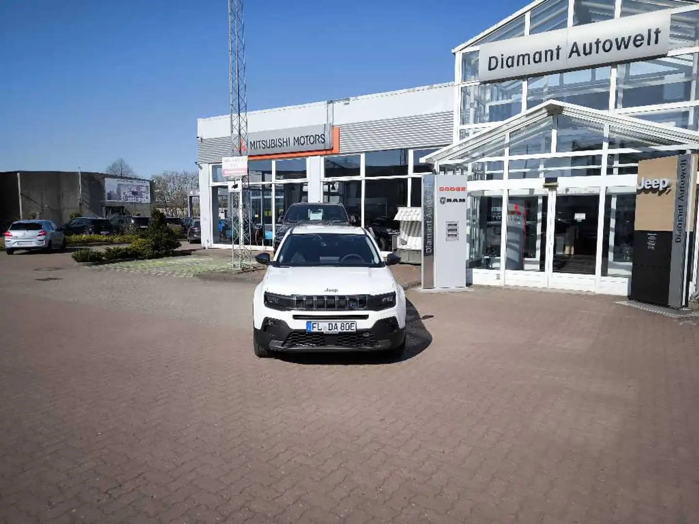 Jeep Avenger Elektro Longitude Weiß - 2