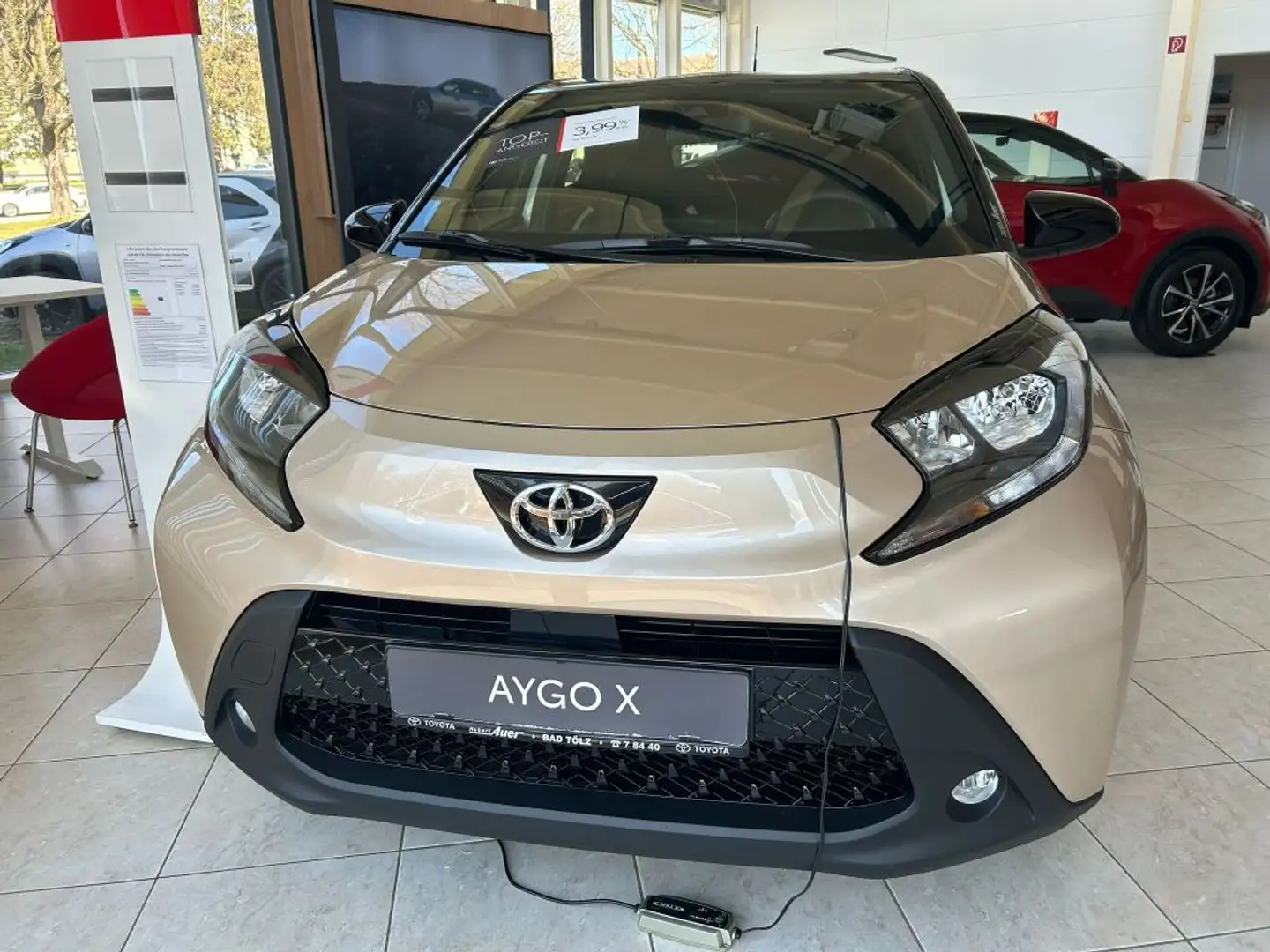 Toyota Aygo X Team Deutschland *TOP* Beige - 2