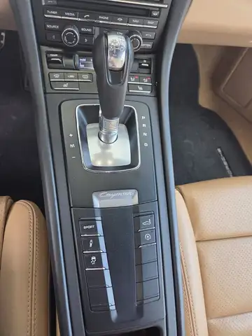 Porsche Cayman view 13