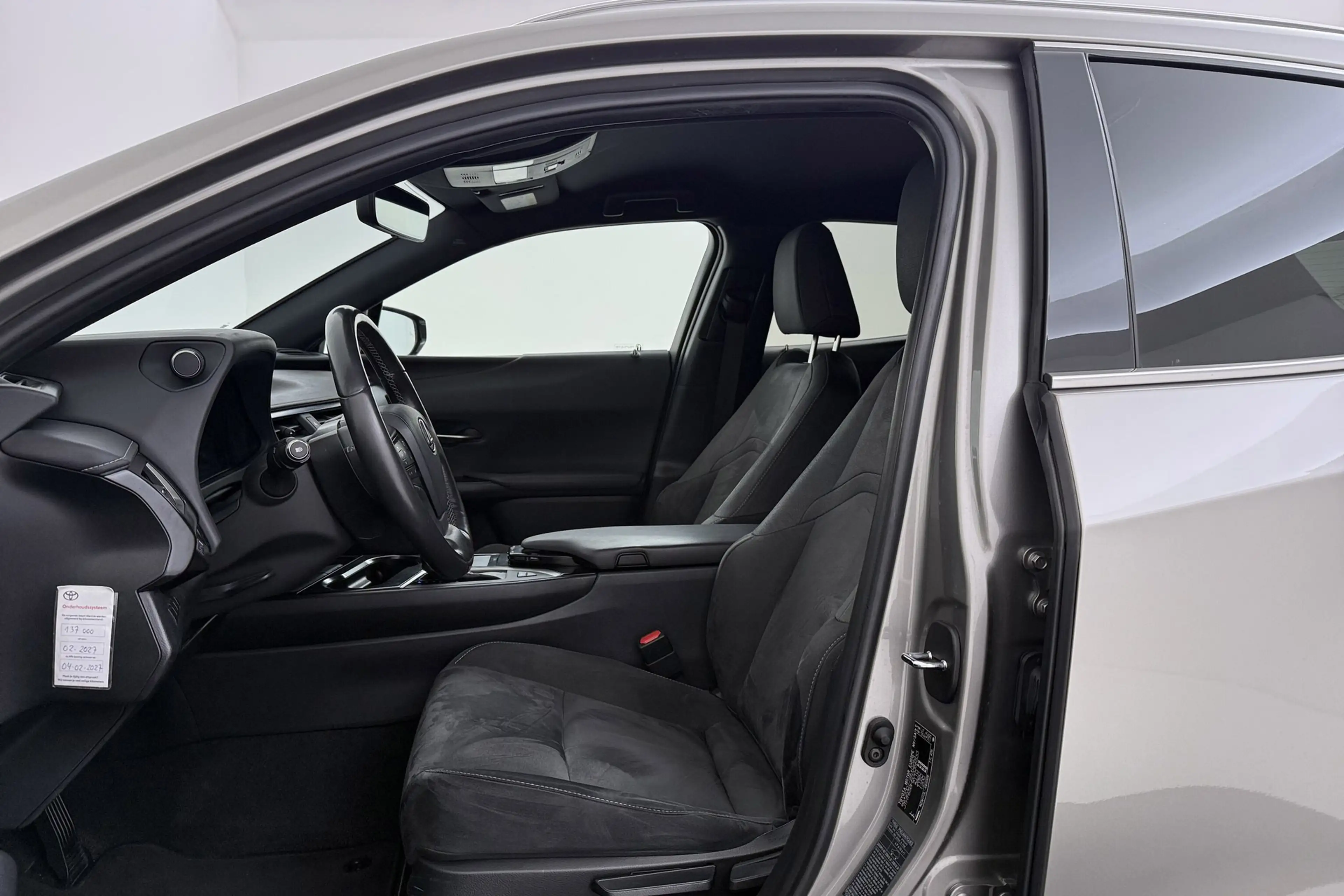 Lexus UX 250h Business Line | Trekhaak | Dealer Ond. | Camera | — photo 3
