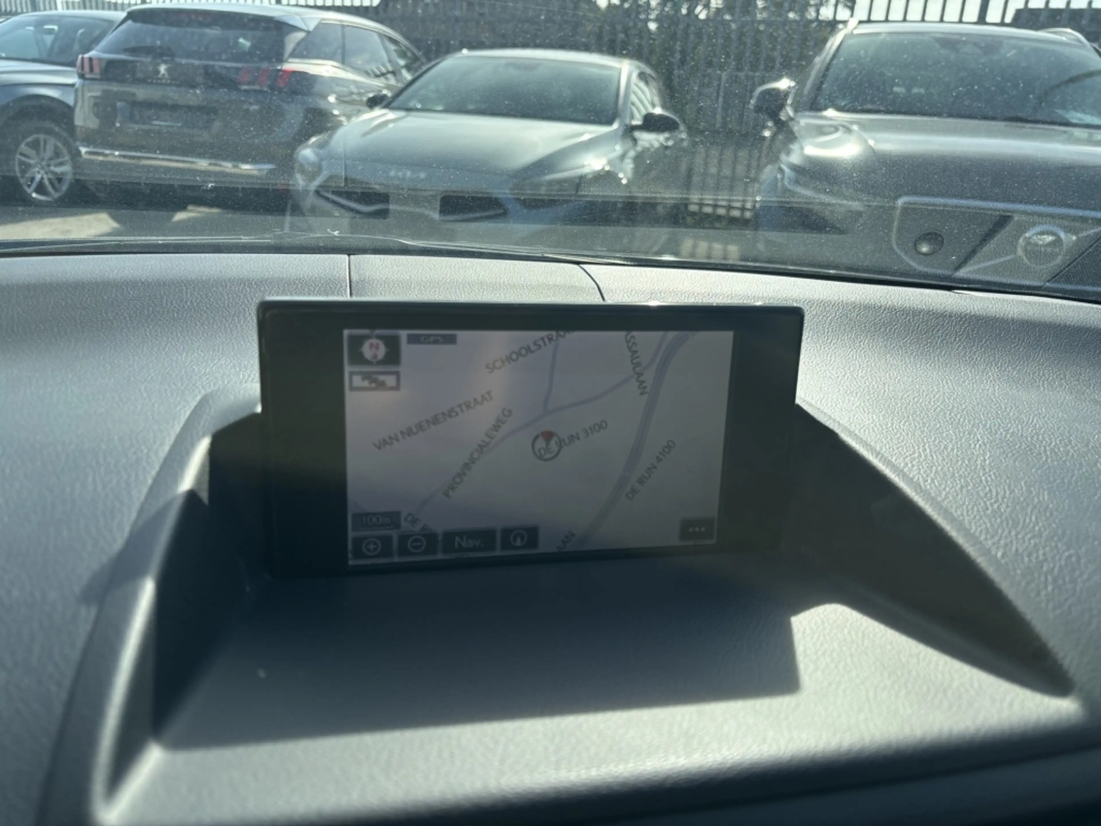Lexus CT 200h 25th Edition 3 MND GAR | CLIMA | CRUISE CONTROL | — photo 12