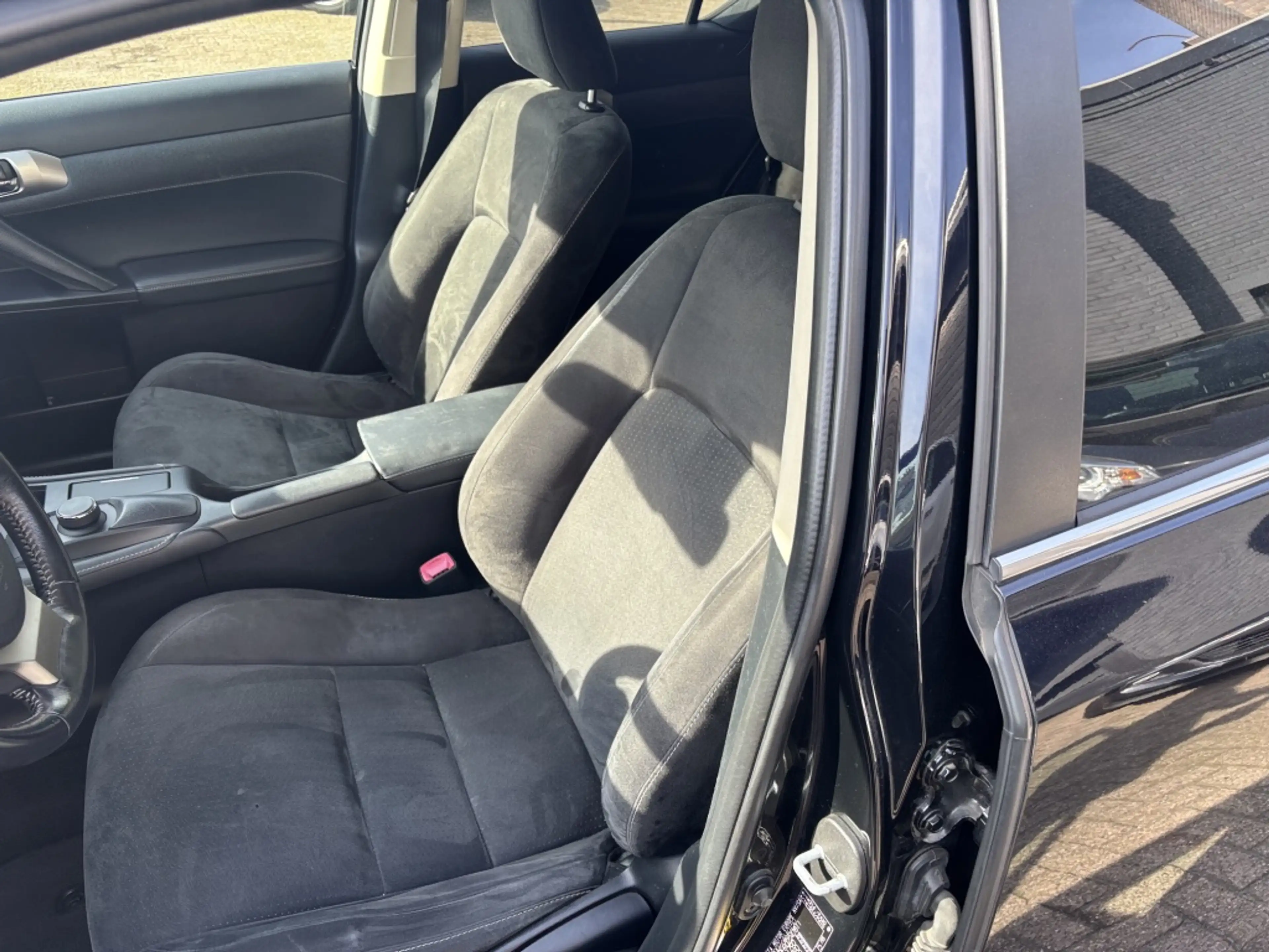 Lexus CT 200h 25th Edition 3 MND GAR | CLIMA | CRUISE CONTROL | — photo 8