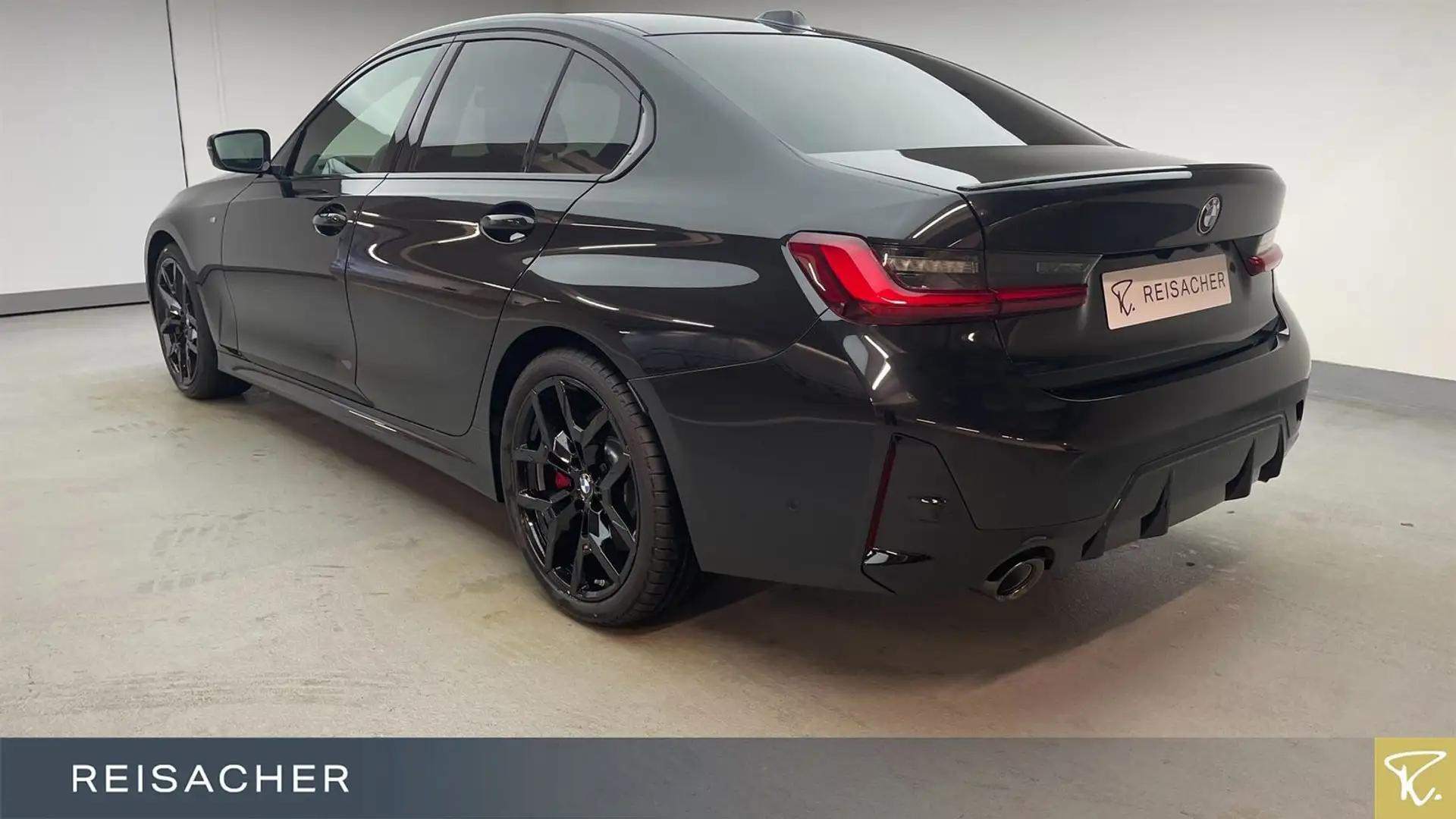 BMW 330 d A xDrive Lim M-Sport,M-Sport PRO,el.Sitz+Me Schwarz - 2