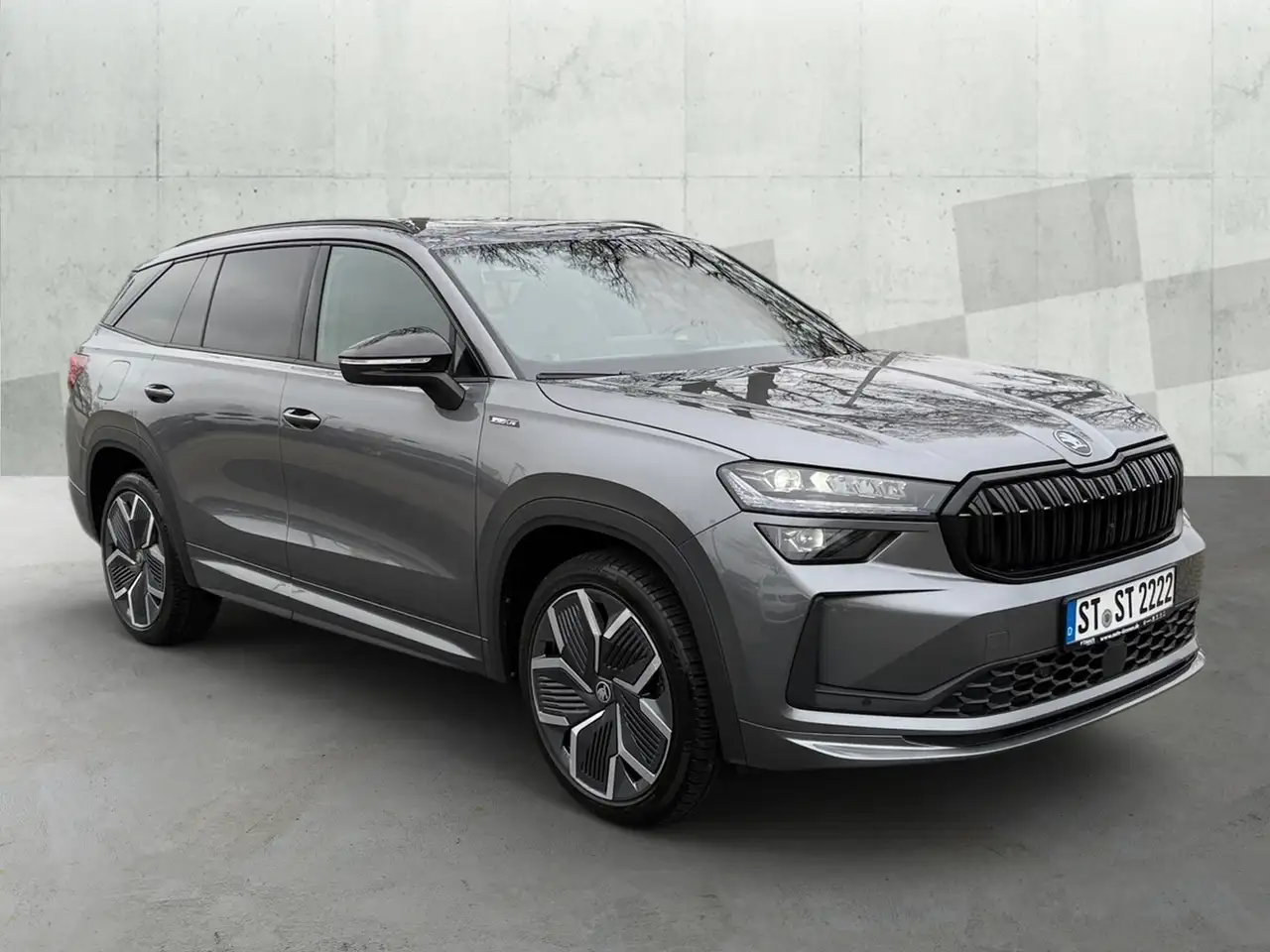 Skoda Kodiaq 2.0 TDI DSG 4x4 SPORTLINE +AHK +PANO +DCC +MATRIX 3