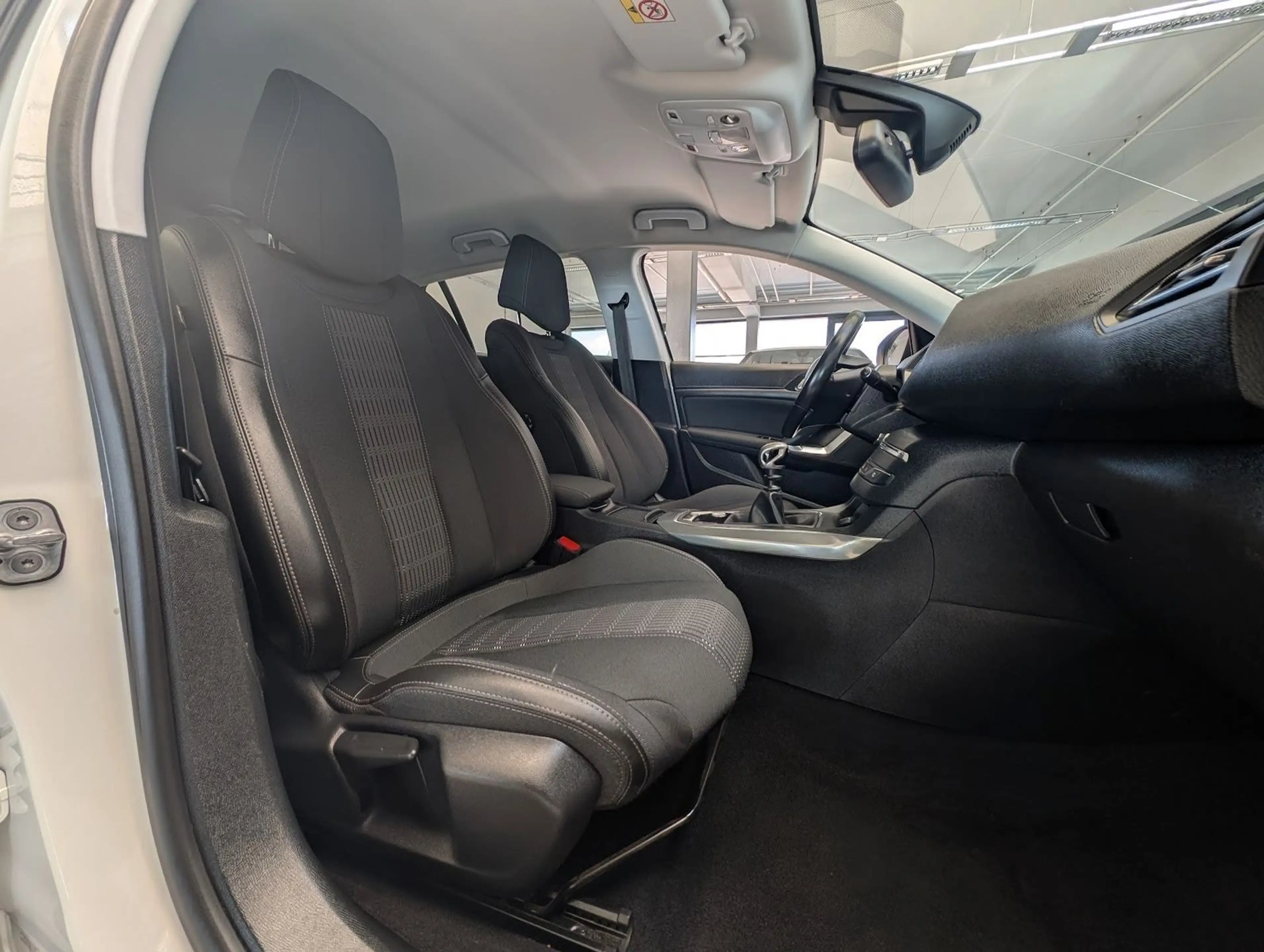 Peugeot 308 308 Allure Business LED. NAVI. ACC. Kamera — photo 14