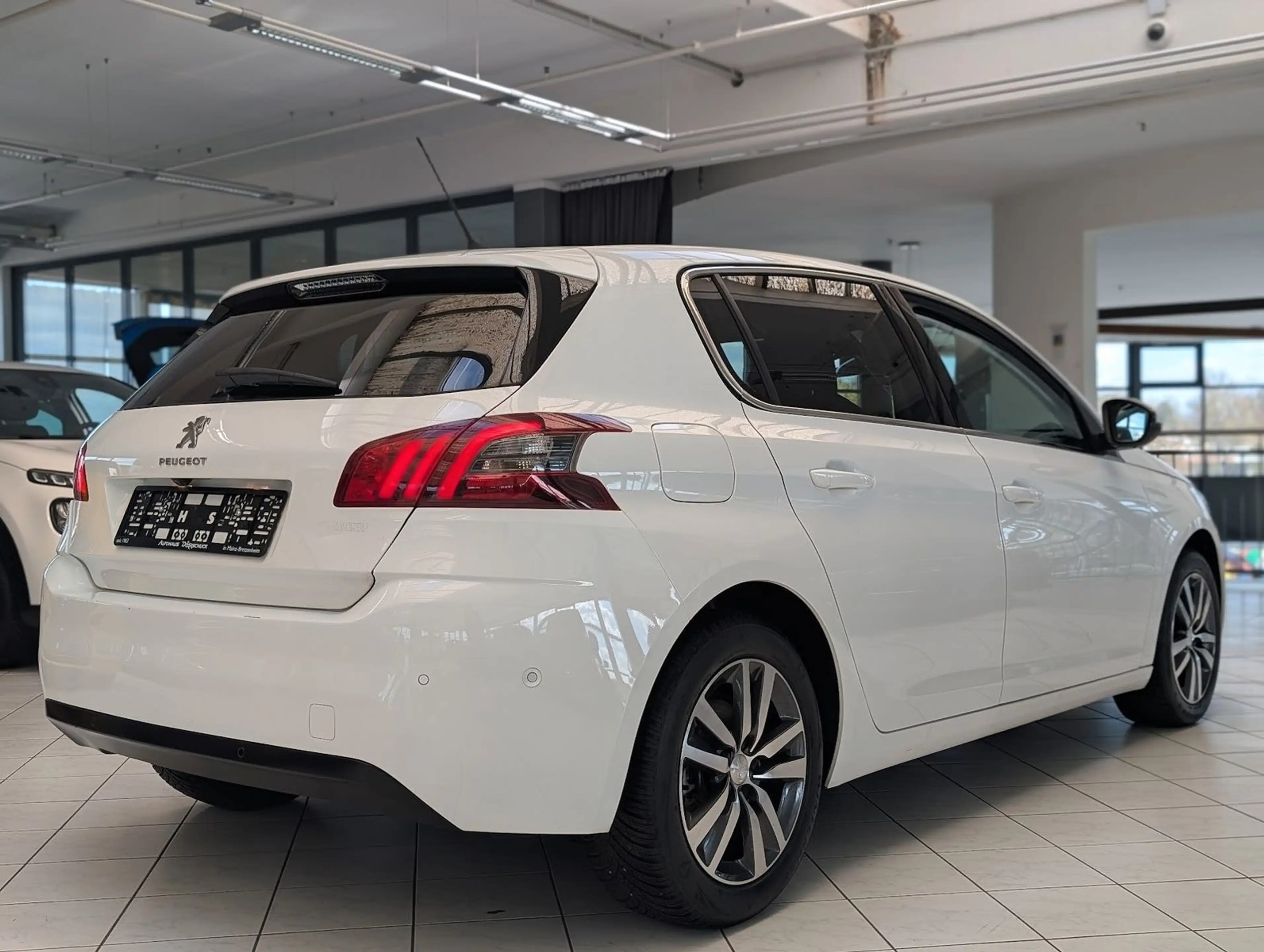 Peugeot 308 308 Allure Business LED. NAVI. ACC. Kamera — photo 6
