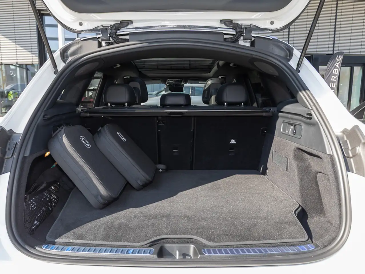 Mercedes-Benz GLC 300 de 4MATIC mit EQ Hybrid Technologie 360 13