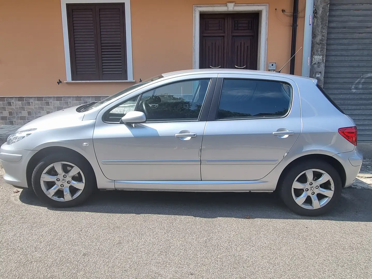 Peugeot 307 307 2006 5p 1.6 hdi 16v XS 110cv fap Silber - 2