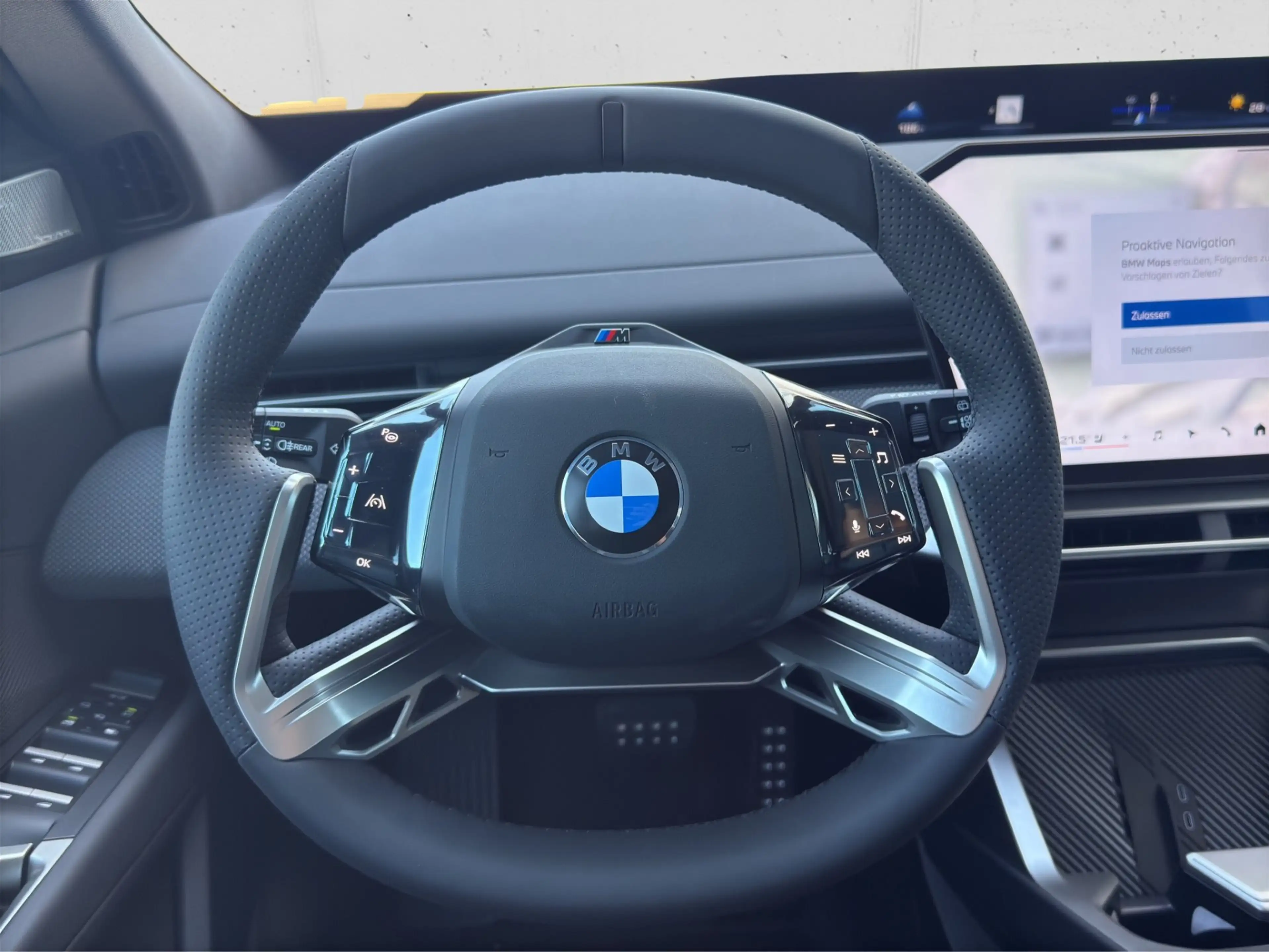 BMW iX3 40 sDrive — photo 11