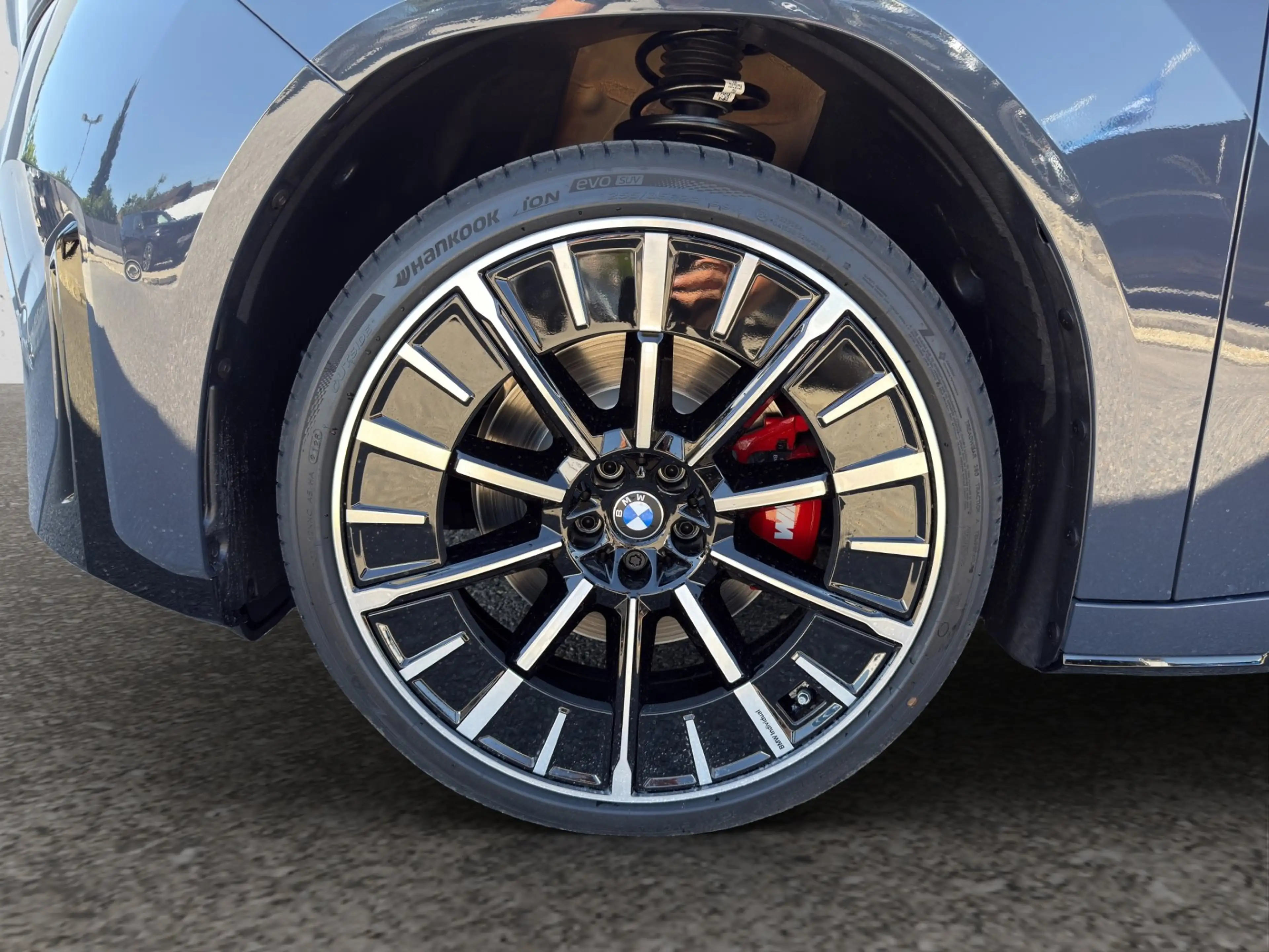 BMW iX3 40 sDrive — photo 7