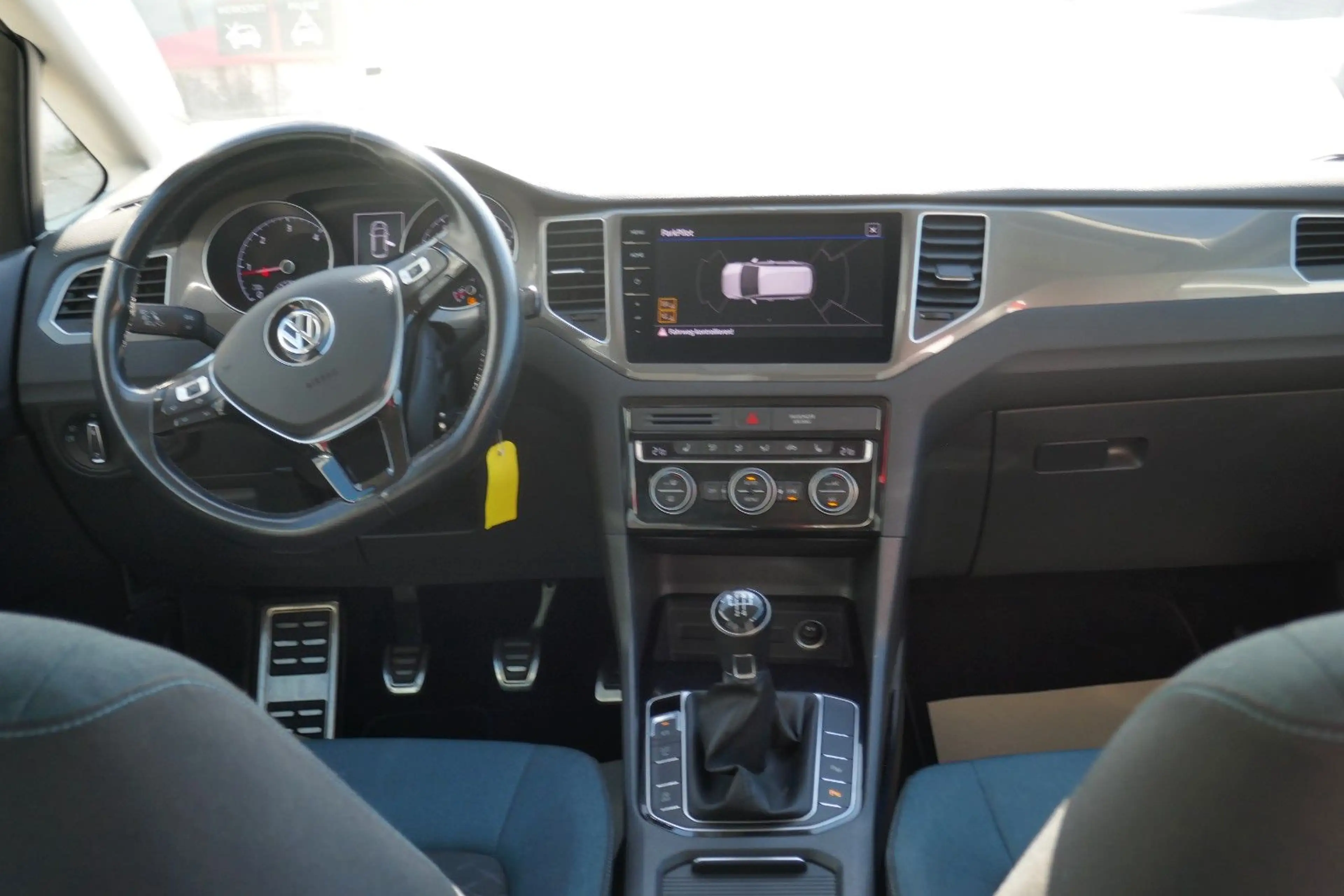 Volkswagen Golf Sportsvan IQ.DRIVE AHK/LED/Nav/PDC/SHZ — photo 11