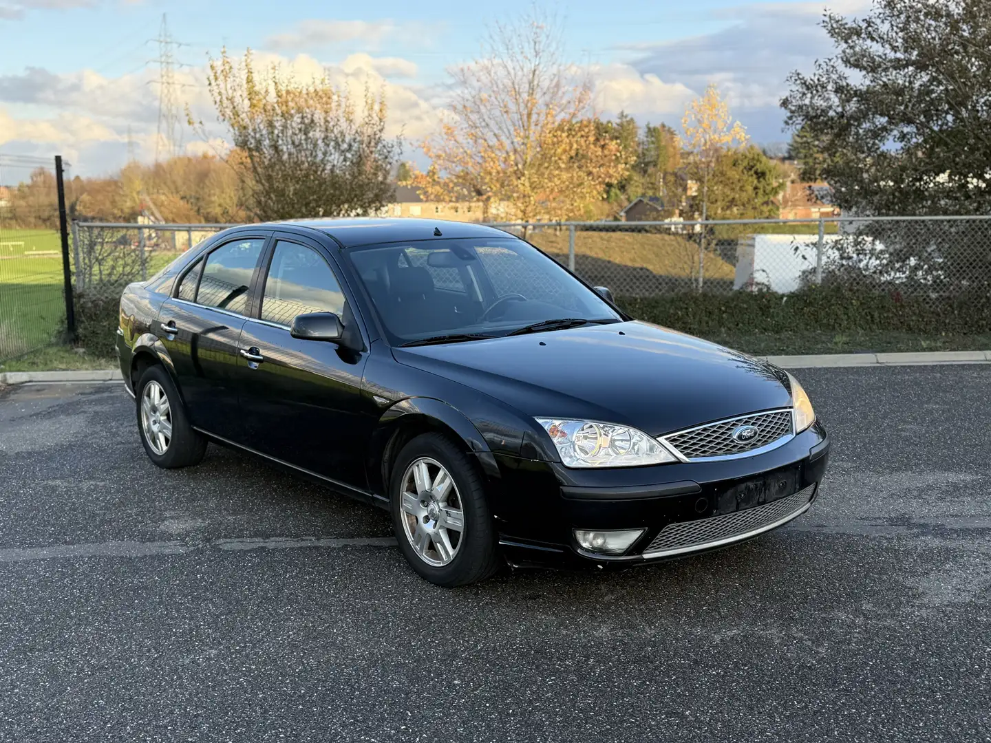 Ford Mondeo 2.0 TDCi - 130 Ghia - 1