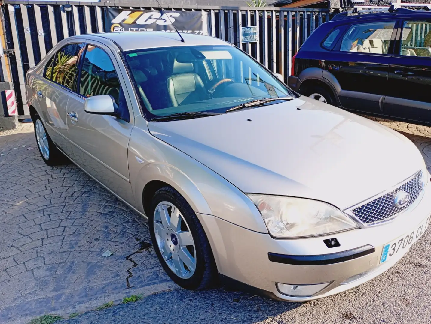 Ford Mondeo 2.0TDCi Ghia Bruin - 1
