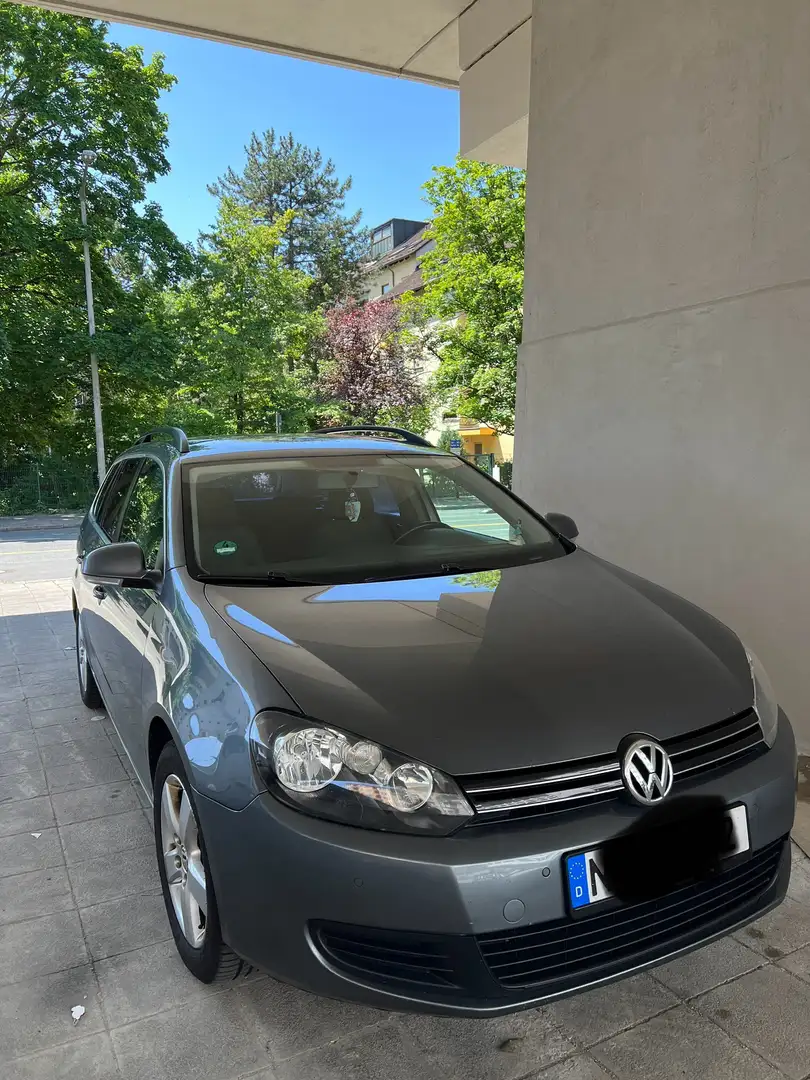 Volkswagen Golf 1.6 TDI DPF Comfortline - 1