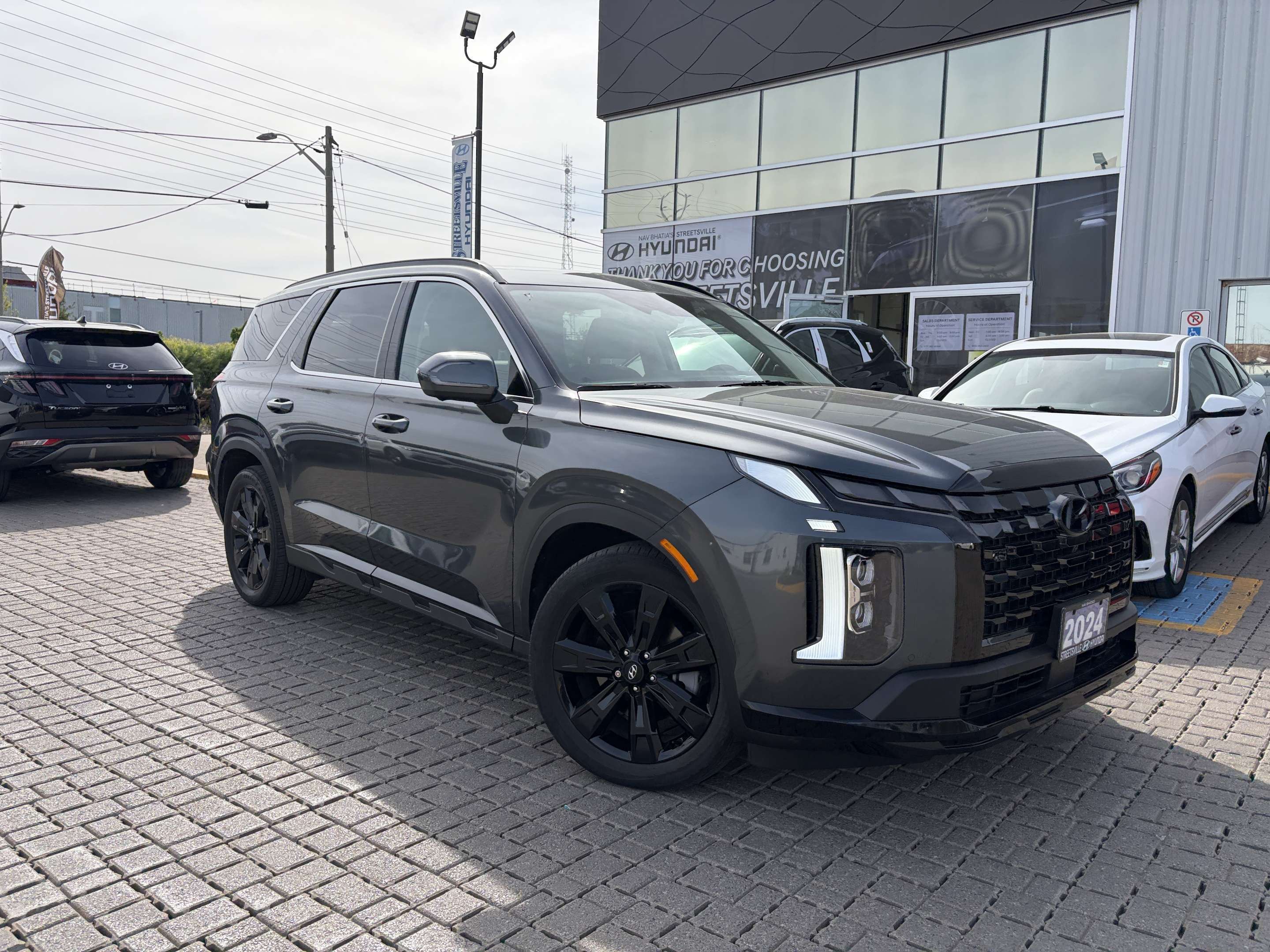 Gray 2024 Hyundai Palisade SUV / Crossover  8-Speed Automatic