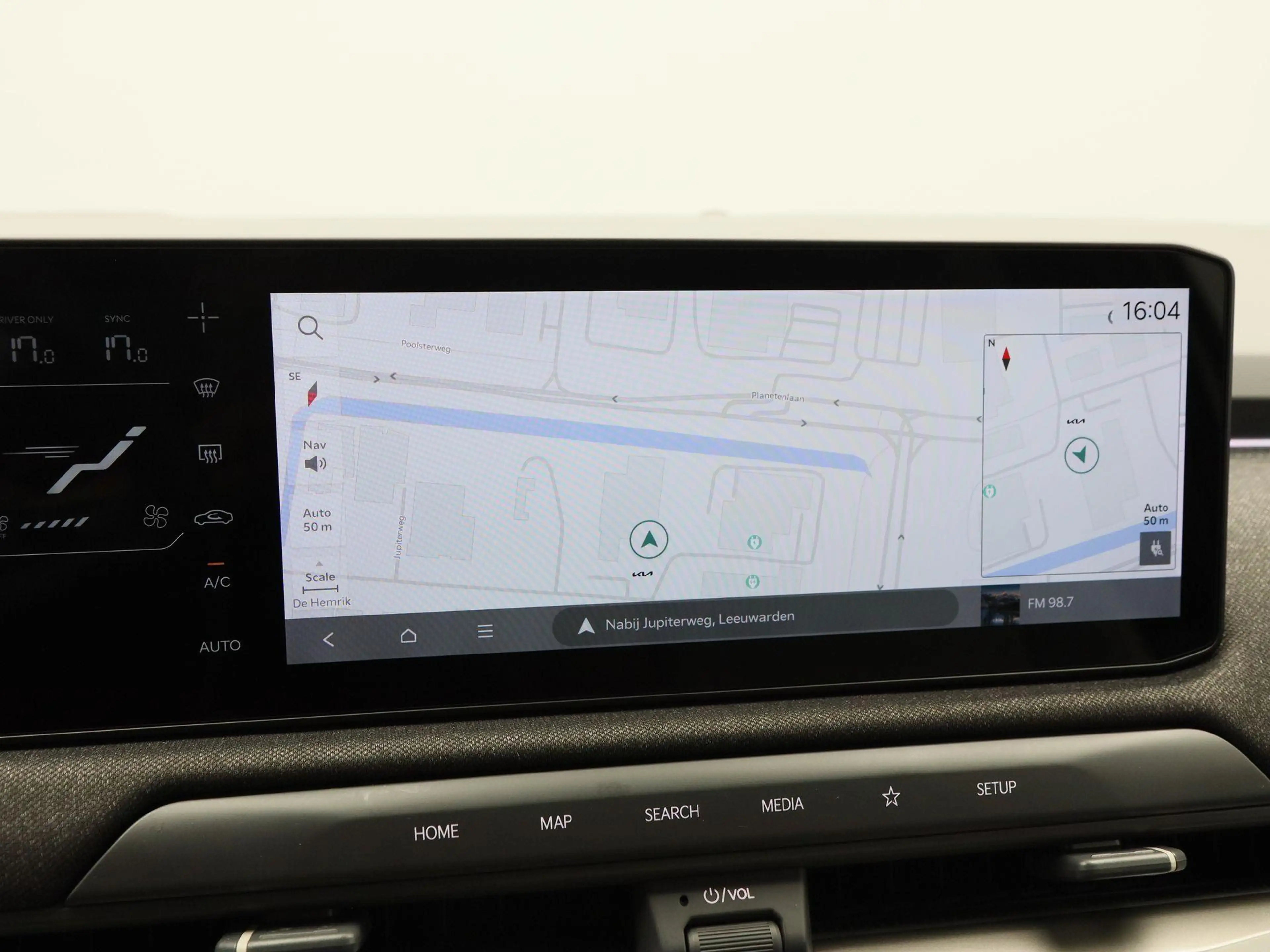 Kia EV3 GT-PlusLine 81.4 kWh 204 Pk | Trekhaak | Carplay | — photo 9
