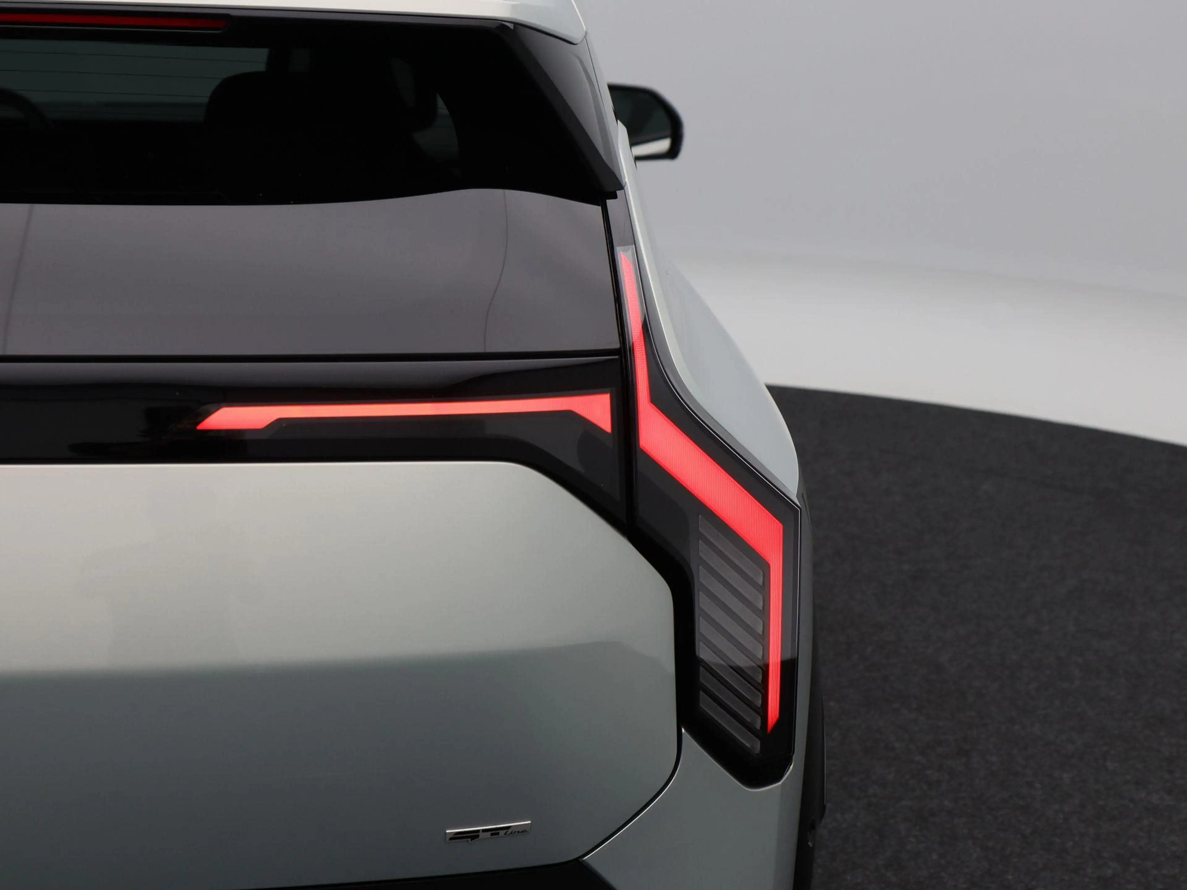 Kia EV3 GT-PlusLine 81.4 kWh 204 Pk | Trekhaak | Carplay | — photo 15