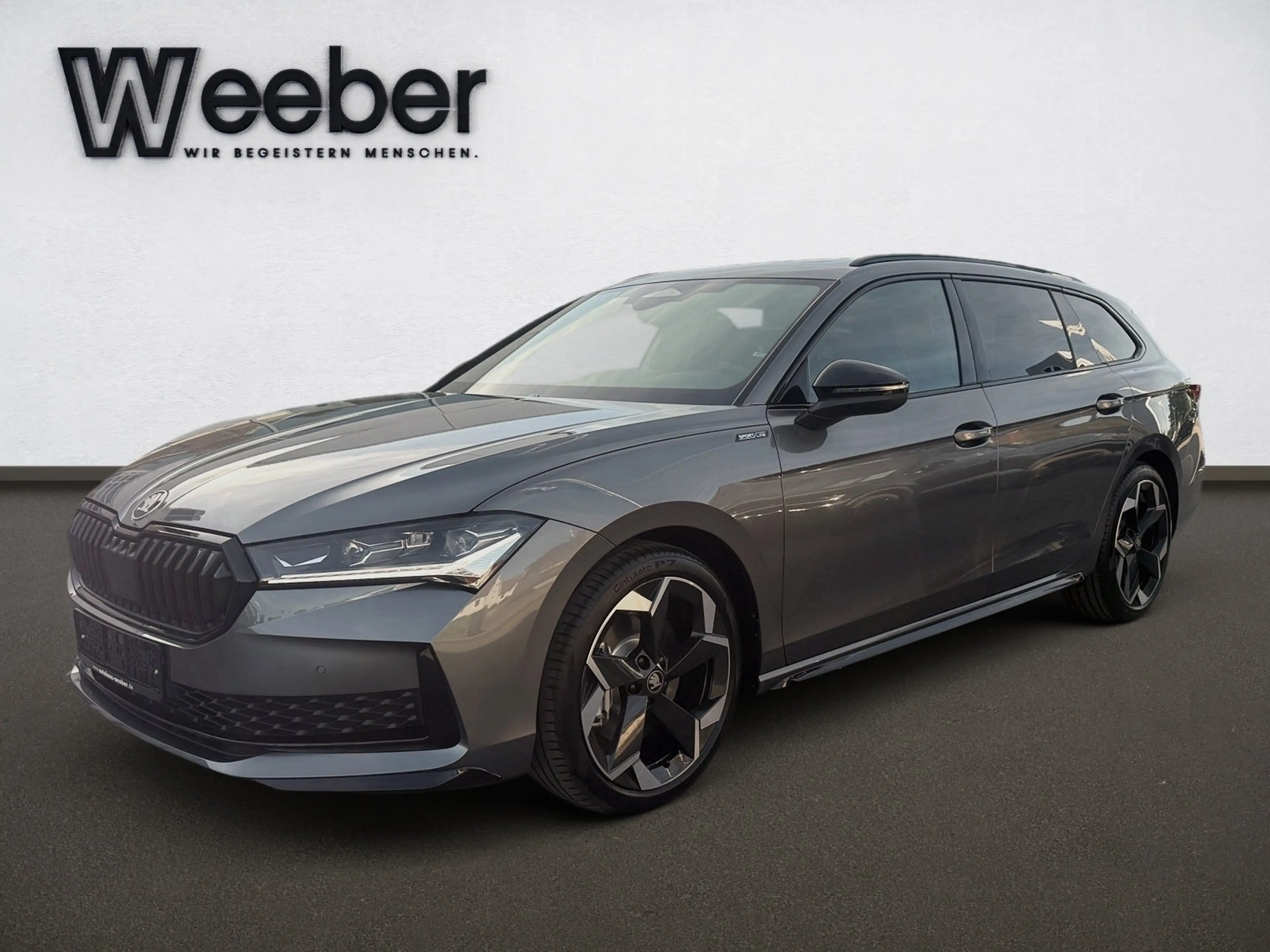 Skoda Superb COMBI 2.0 TSI DSG Sportline HeadUp AHK — photo 3