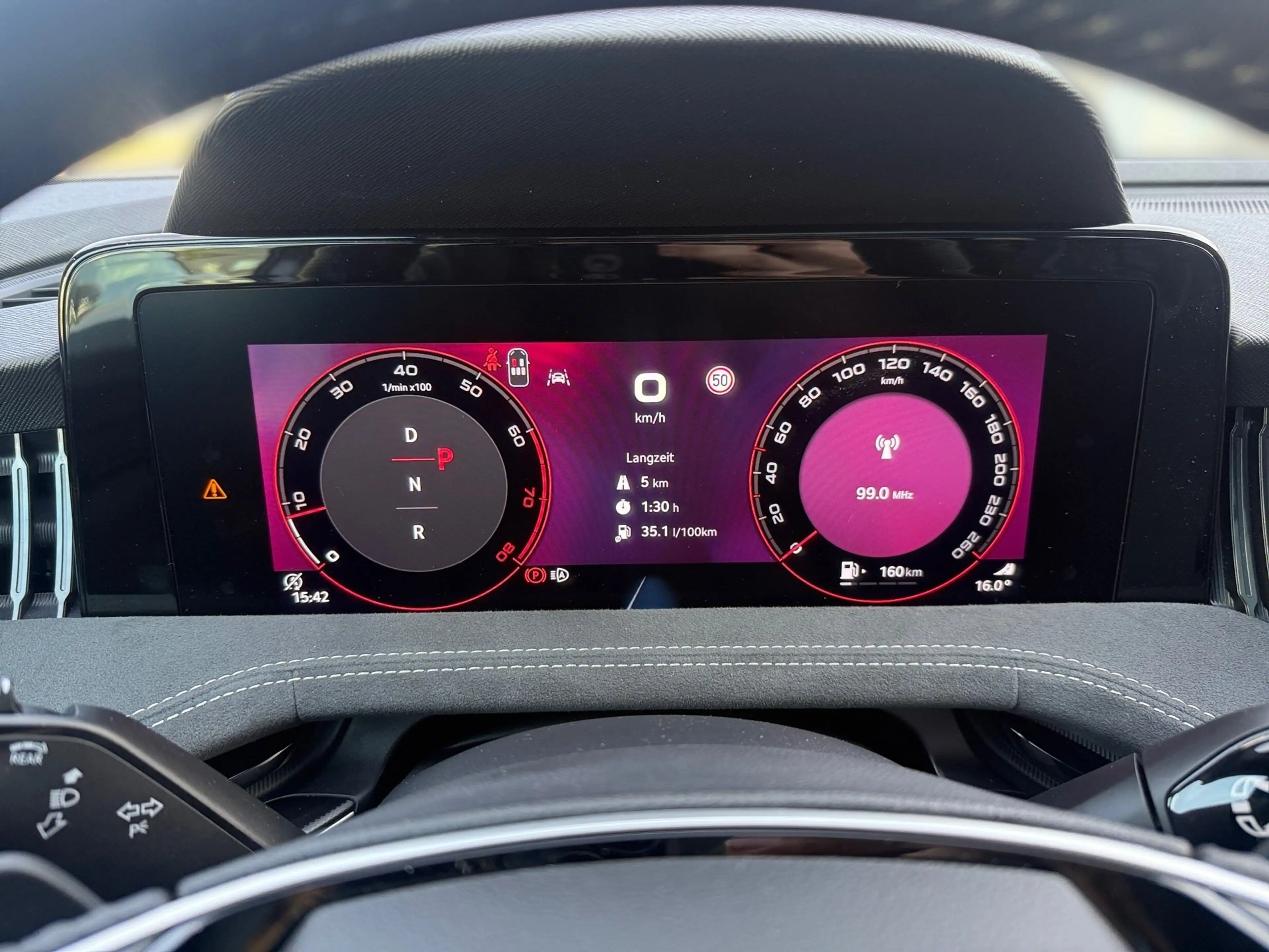 Skoda Superb COMBI 2.0 TSI DSG Sportline HeadUp AHK — photo 8