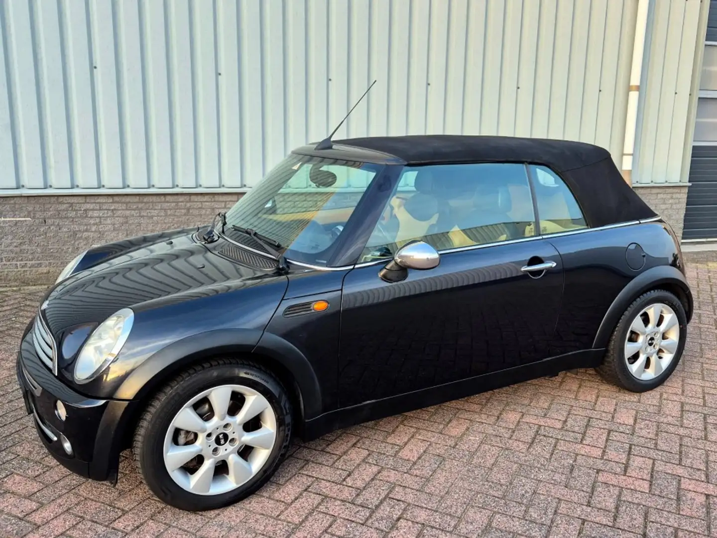 MINI Cooper 1.6 Cooper Chili Airco Cruise CTRL Schwarz - 2