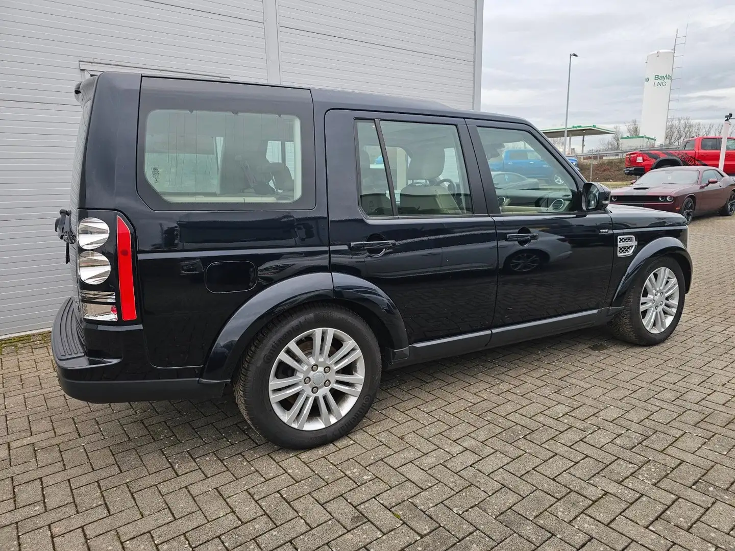 Land Rover Discovery 4 TDV6 HSE Motorschaden!! Schwarz - 1