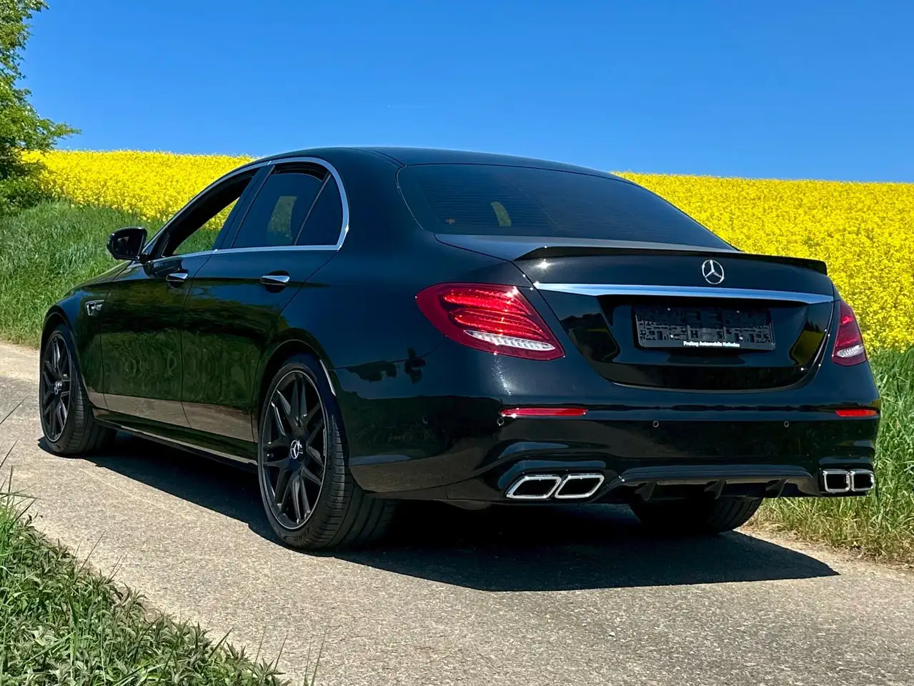 Mercedes-Benz E 63 AMG