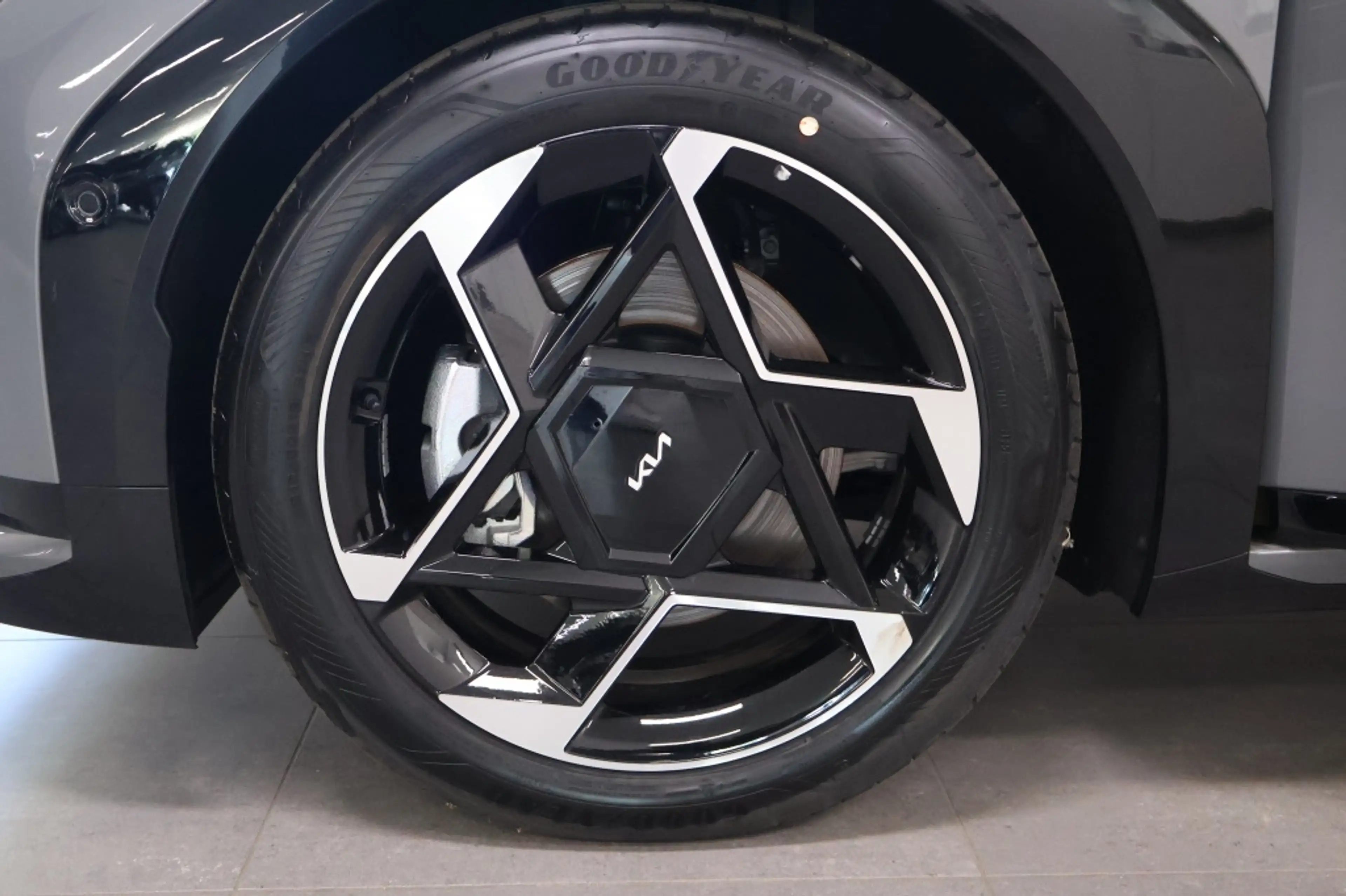 Kia EV4 Fastback GT-Line 81.4 kWh — photo 5