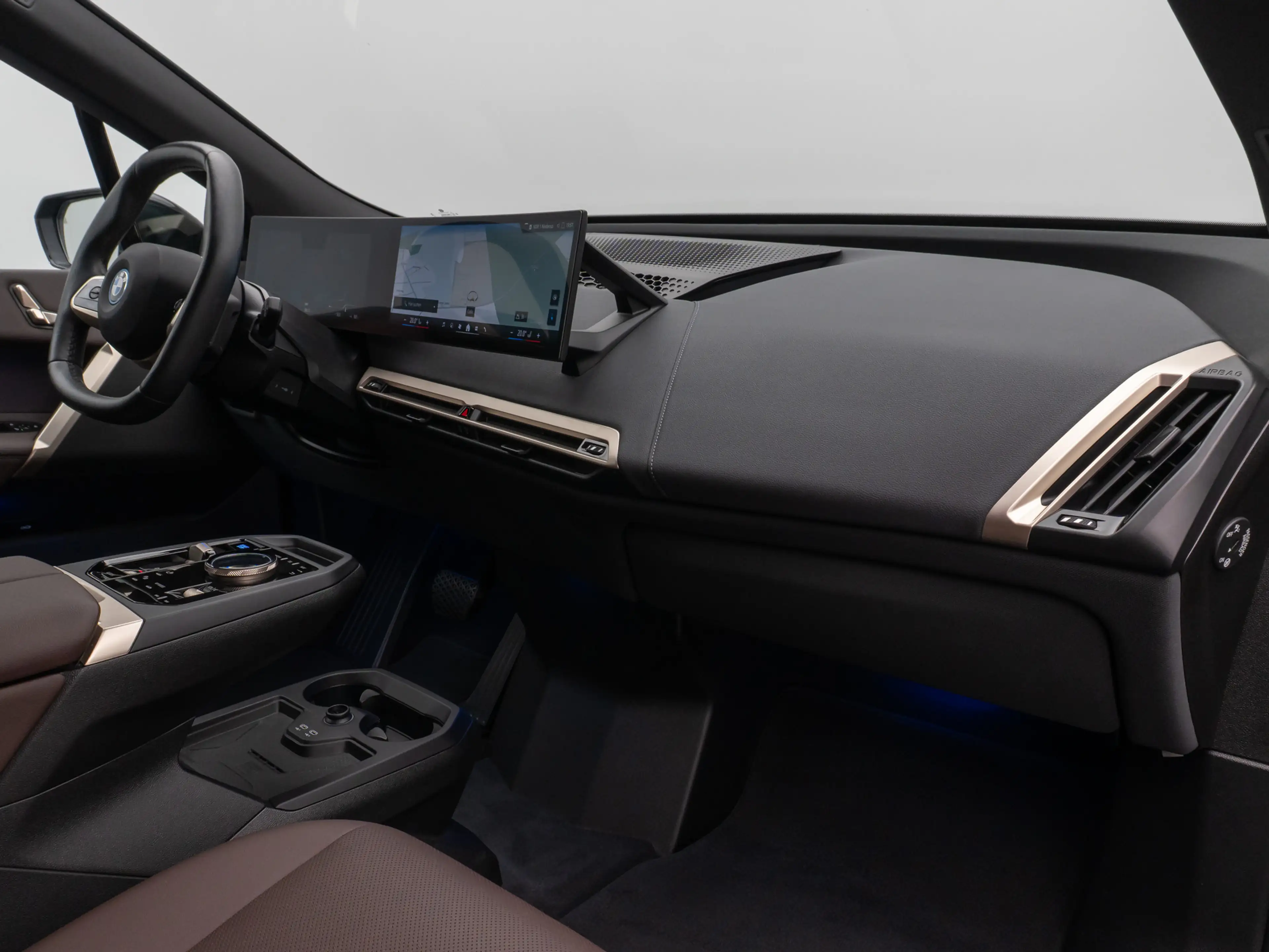 BMW iX Panorama Kamera HiFi Komfort SkyLounge — photo 22