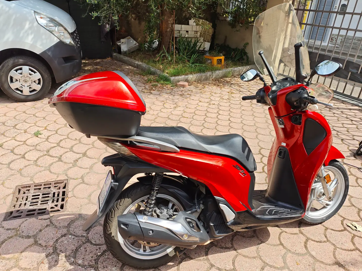 Honda SH 150i Rosso - 2