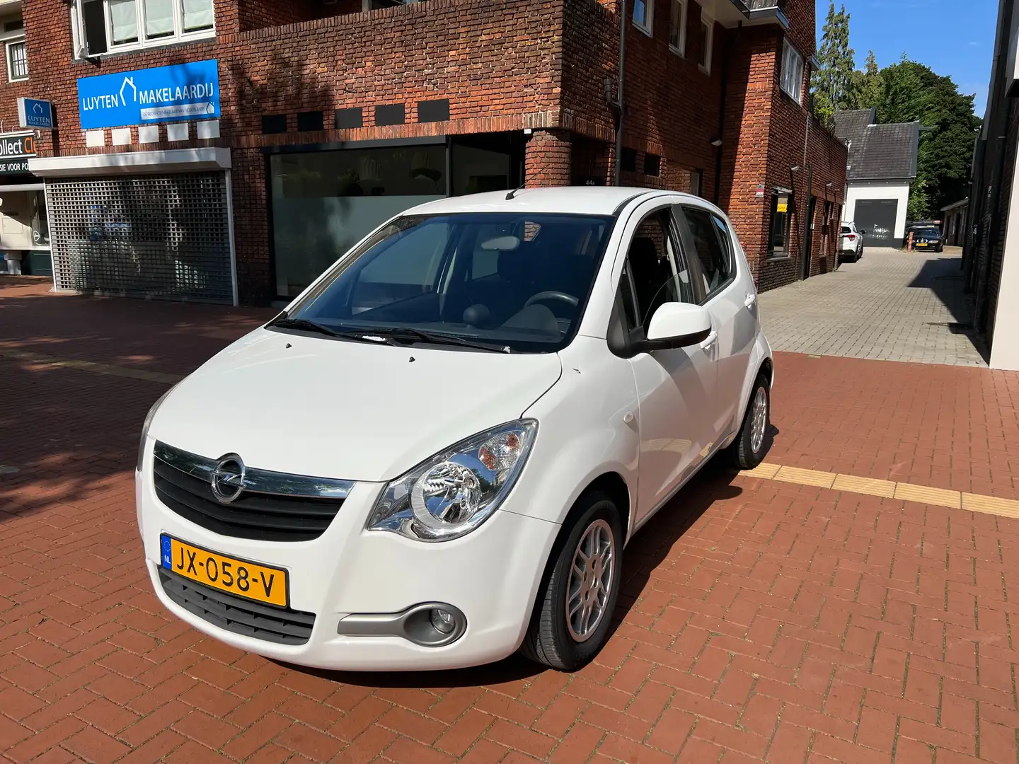 Opel Agila 1.0 Edition | 2011 | NEW APK Wit - 1