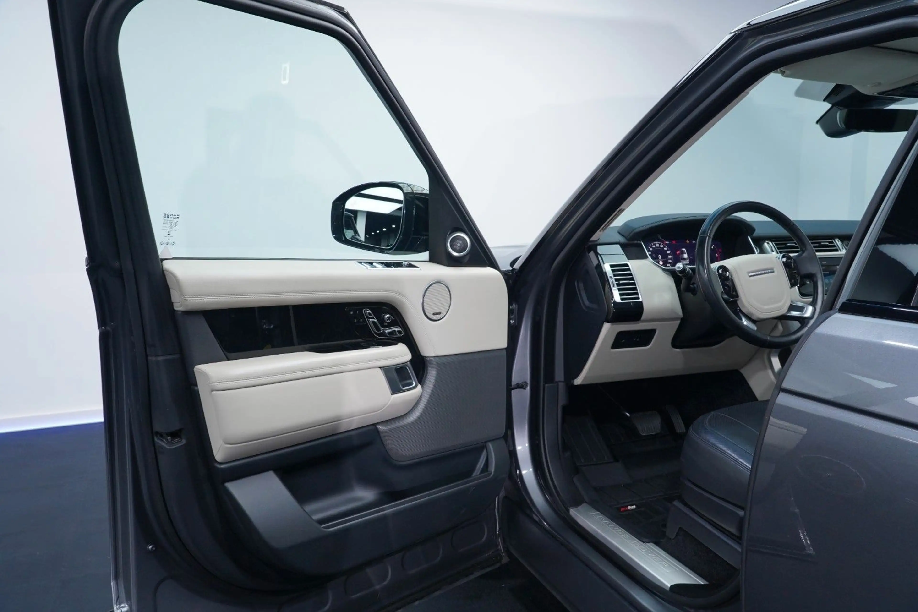 Land Rover Range Rover Autobiography SDV6 BLACK LED/AIR/MER — photo 10