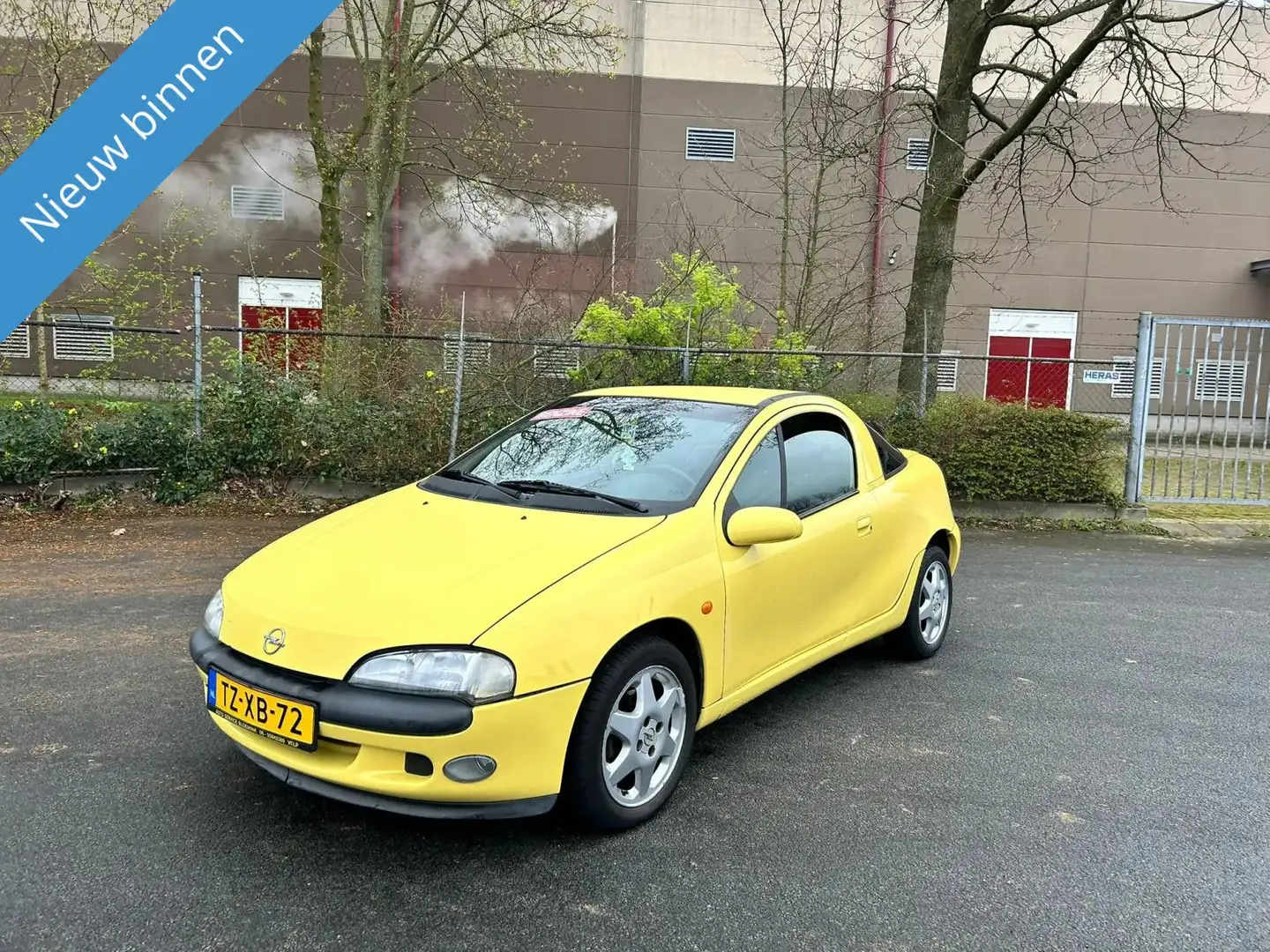 Opel Tigra 1.4i-16V Žlutá - 1