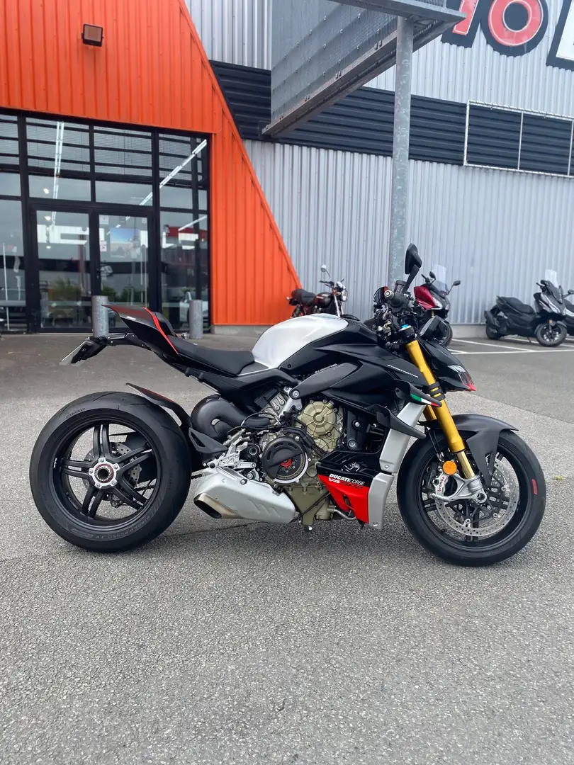Ducati Streetfighter - 2