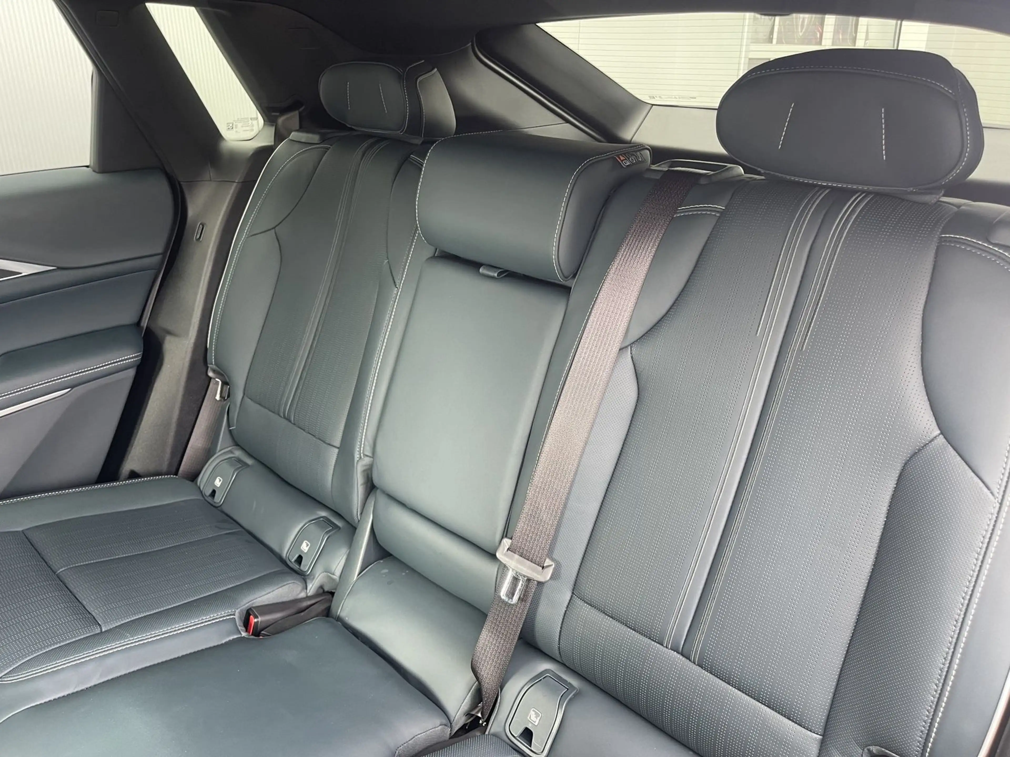 Cadillac Lyriq Sport 600e AWD — photo 12