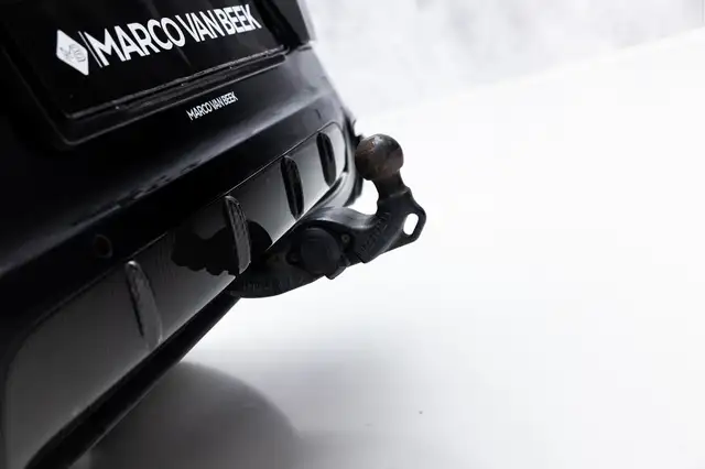 Porsche Cayenne view 11