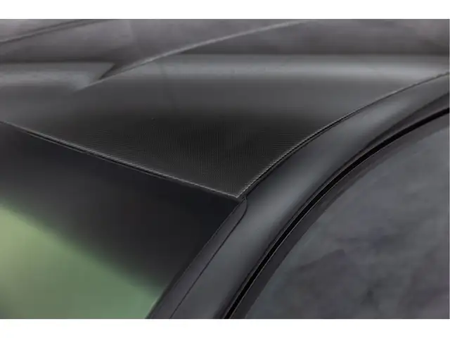 Porsche Cayenne view 8
