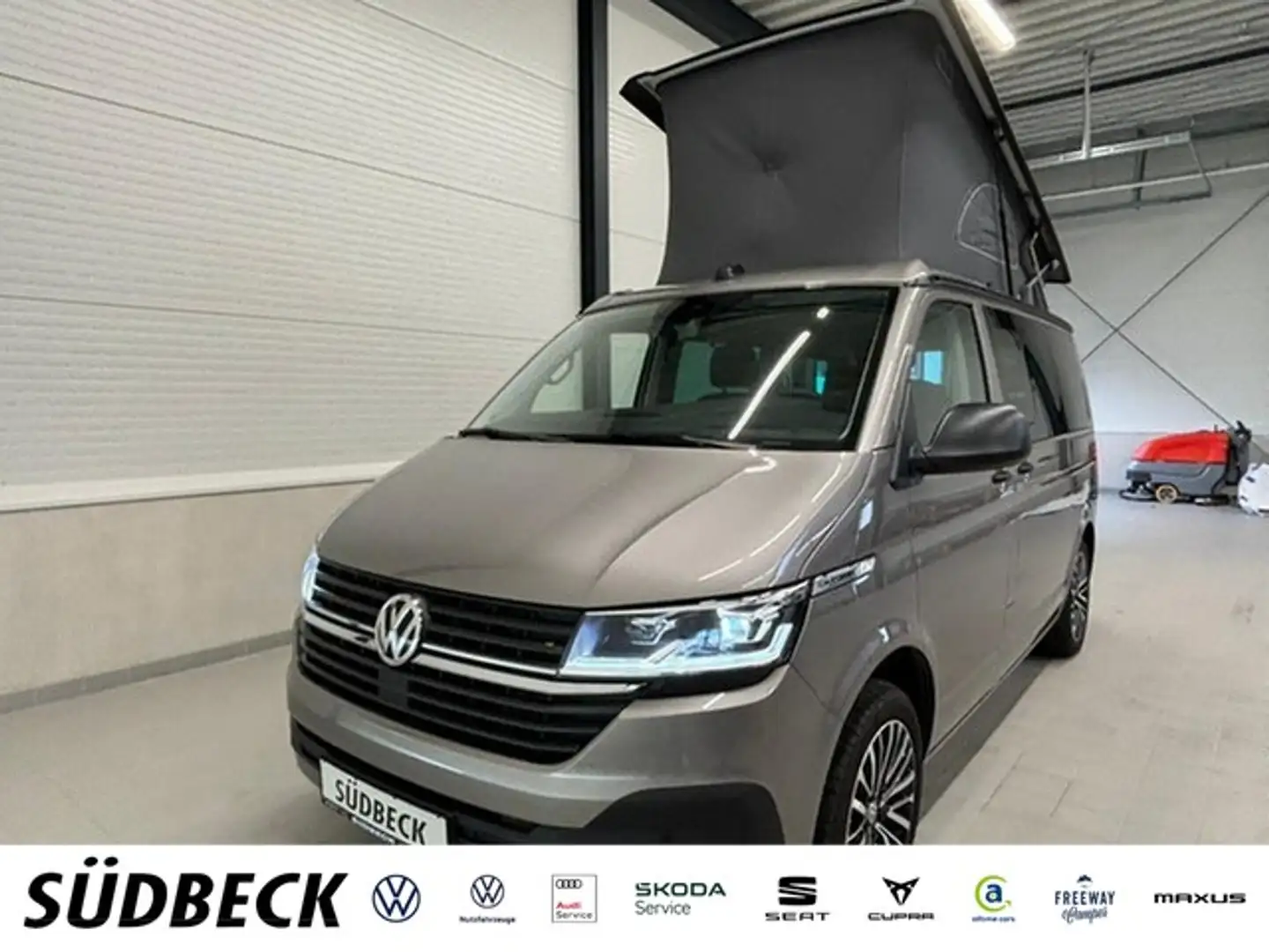 Volkswagen T6.1 California Beach Tour FWD AHK+NAVI+KAMERA+LED+ACC Bej - 1