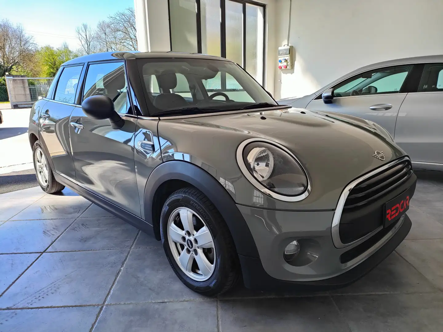 MINI One 5 porte 1.5 75kw/102cv Grigio - 2