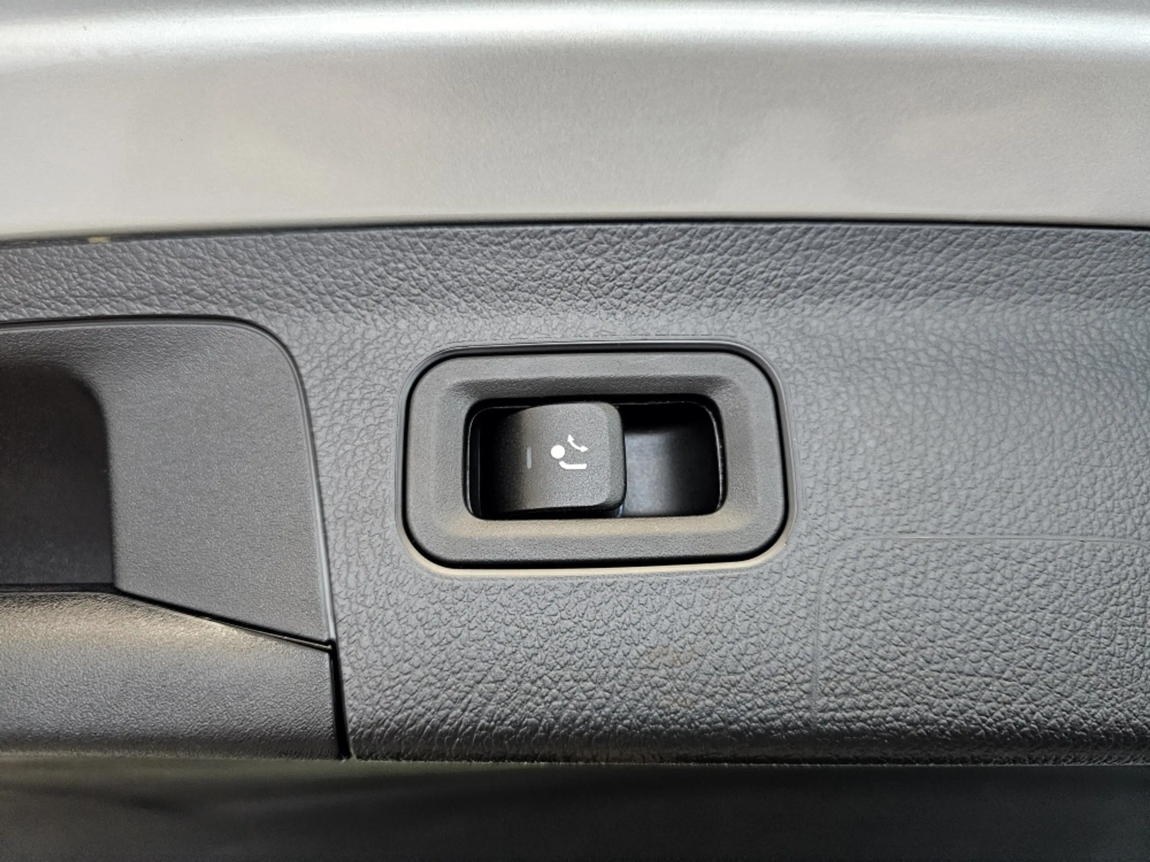 Mercedes-Benz A 200 Progressive Line Navi,Pano-SD,Parkassi,AHK — photo 4
