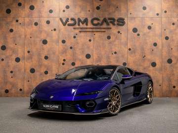 4.0 V8 | Lift | Carbon | Ad Personam | Sonus Faber