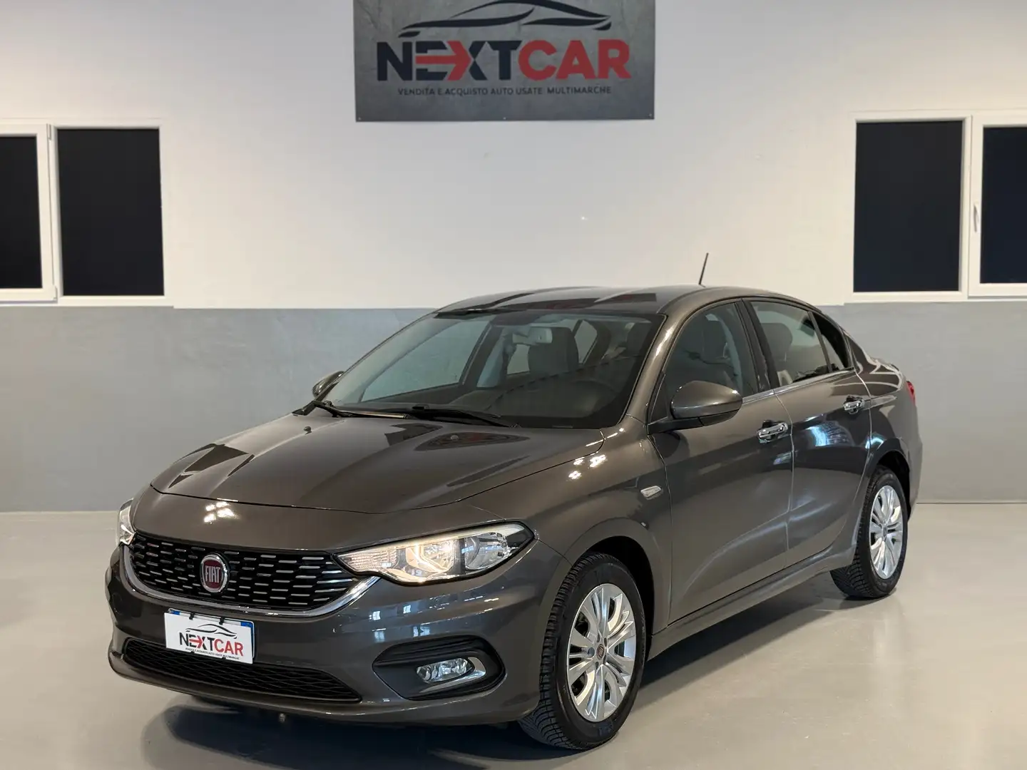 Fiat Tipo 4p 1.4 Lounge 95cv Bronzo - 1